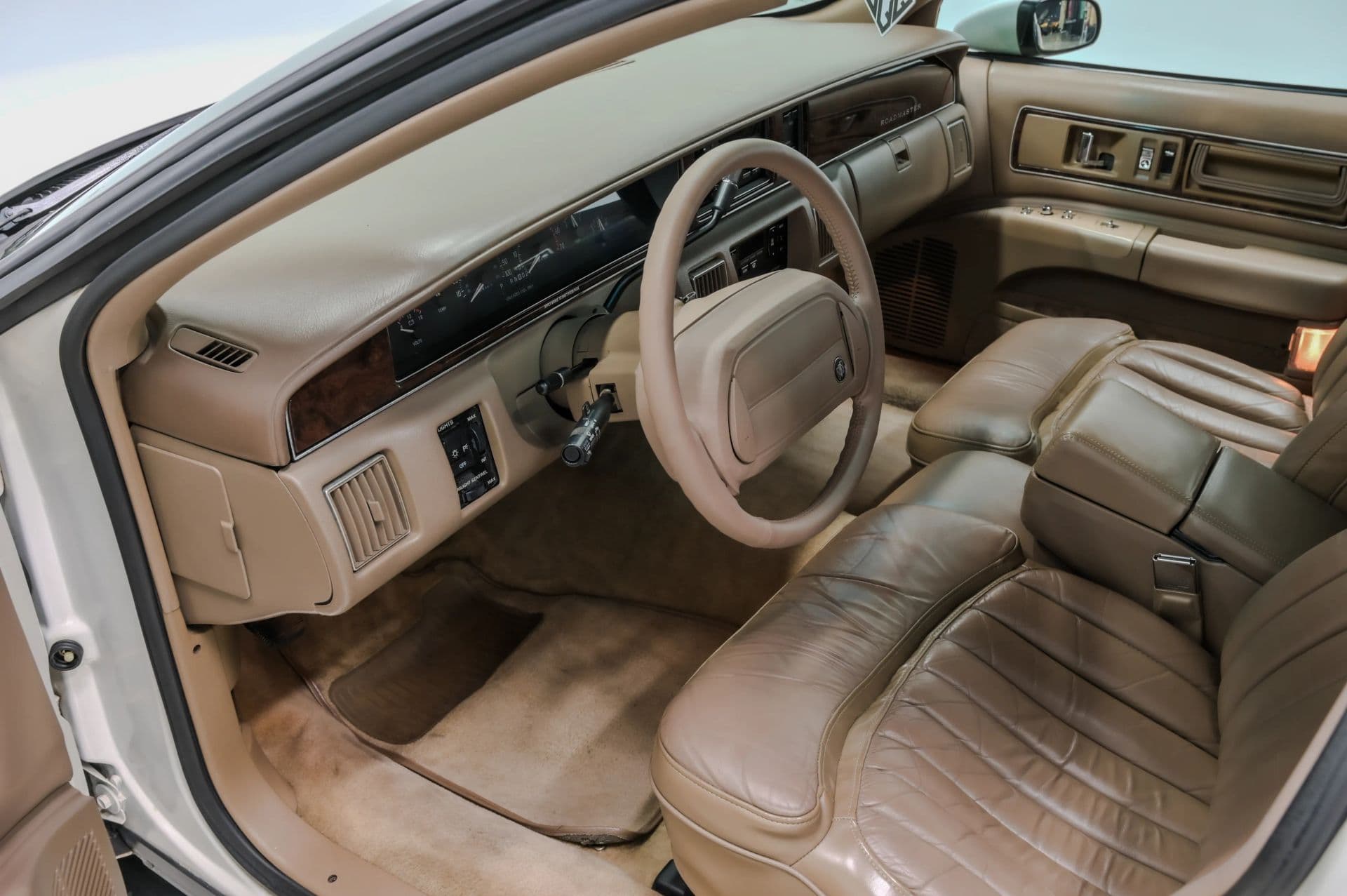 1993 Buick Roadmaster Estate Wagon 4D - thumbnail 29
