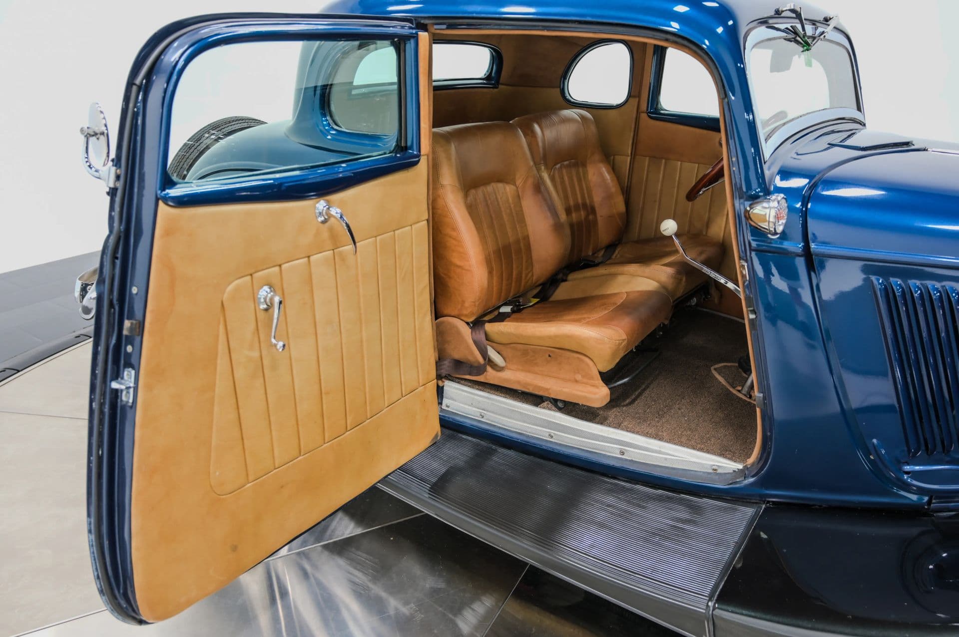 1934 FORD MODEL A - thumbnail 30