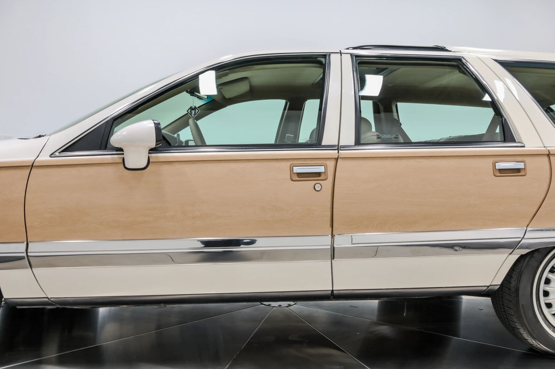 1993 Buick Roadmaster Estate Wagon 4D - thumbnail 19