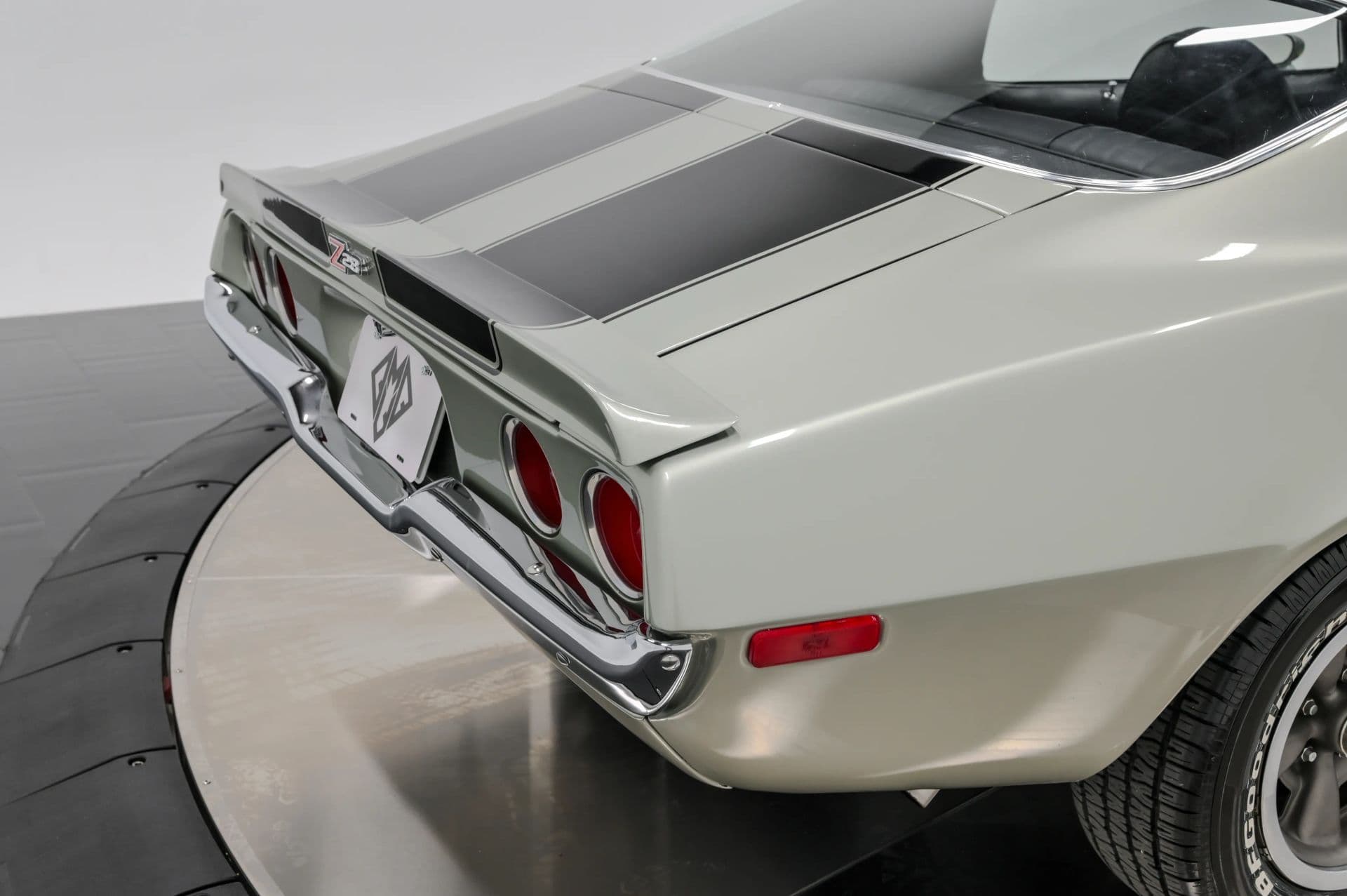 1972 Chevrolet Camaro Z28 - thumbnail 27