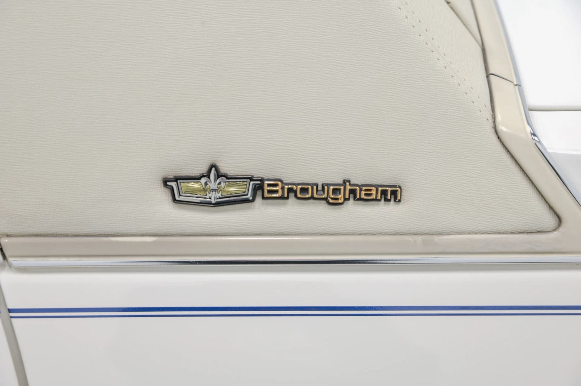 1989 Chevrolet Caprice Classic Brougham 4D Sedan - thumbnail 20