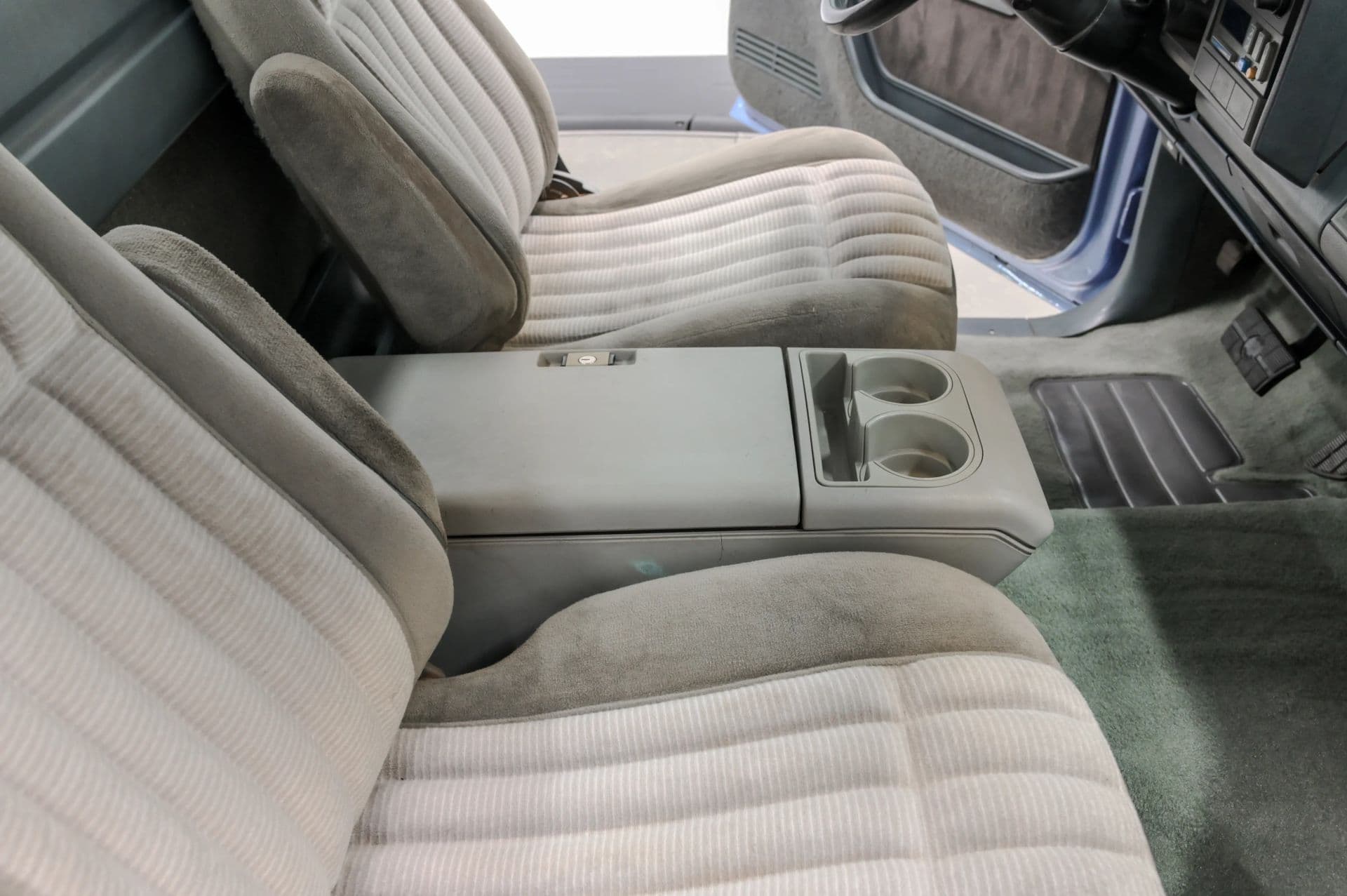 1990 GMC C/K1500 Sierra SL Reg Cab - thumbnail 37