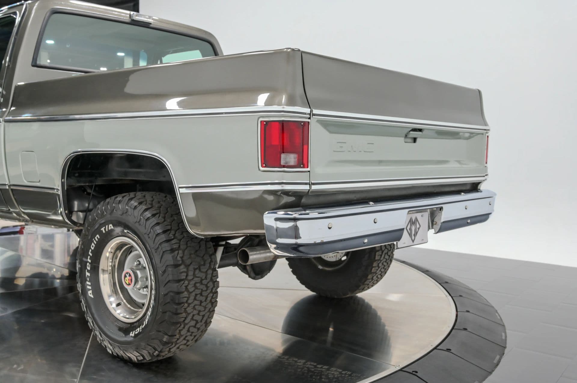 1979 GMC Sierra Grande Pick Up - thumbnail 23