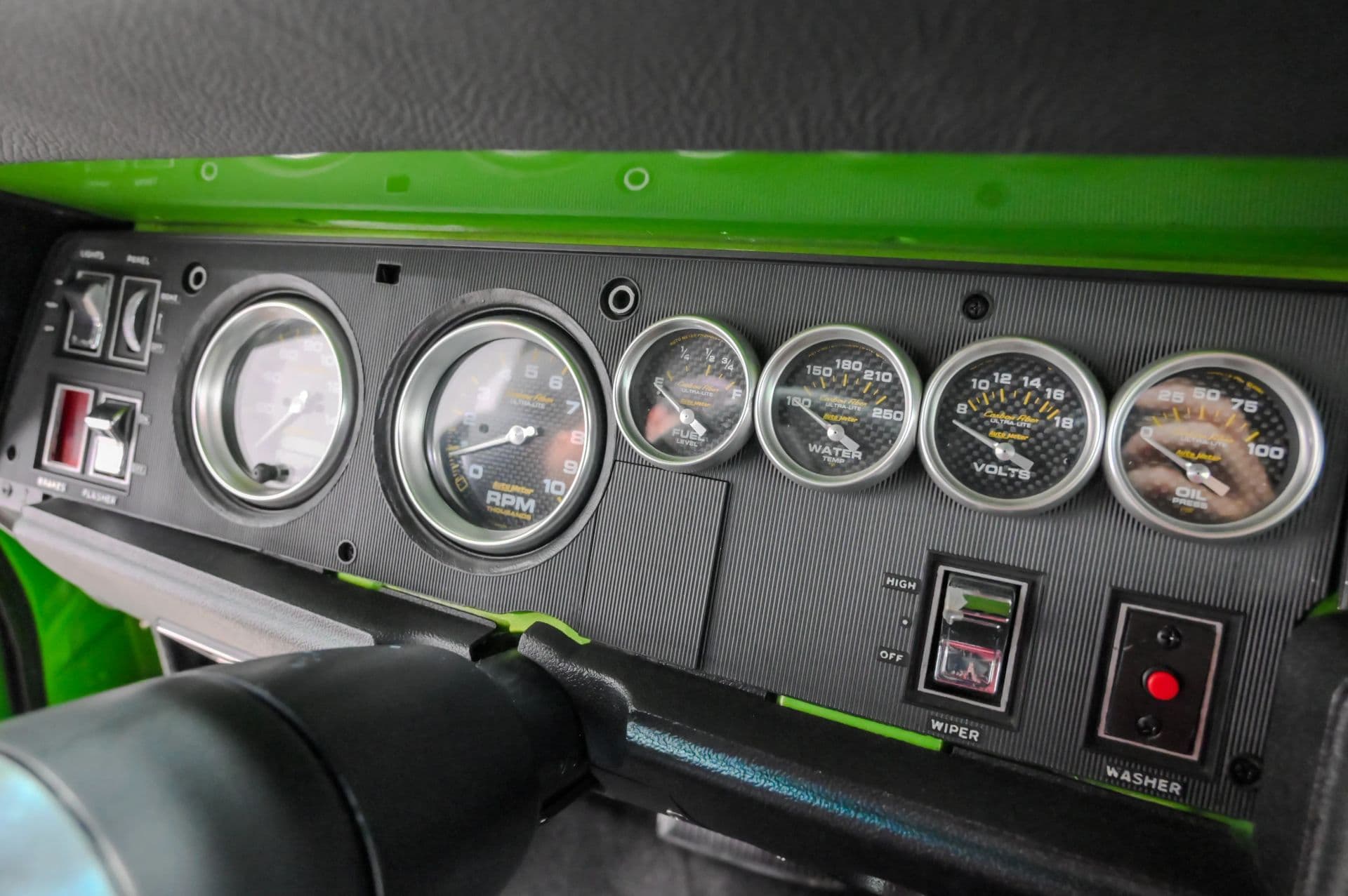 1968 Dodge Charger - thumbnail 40
