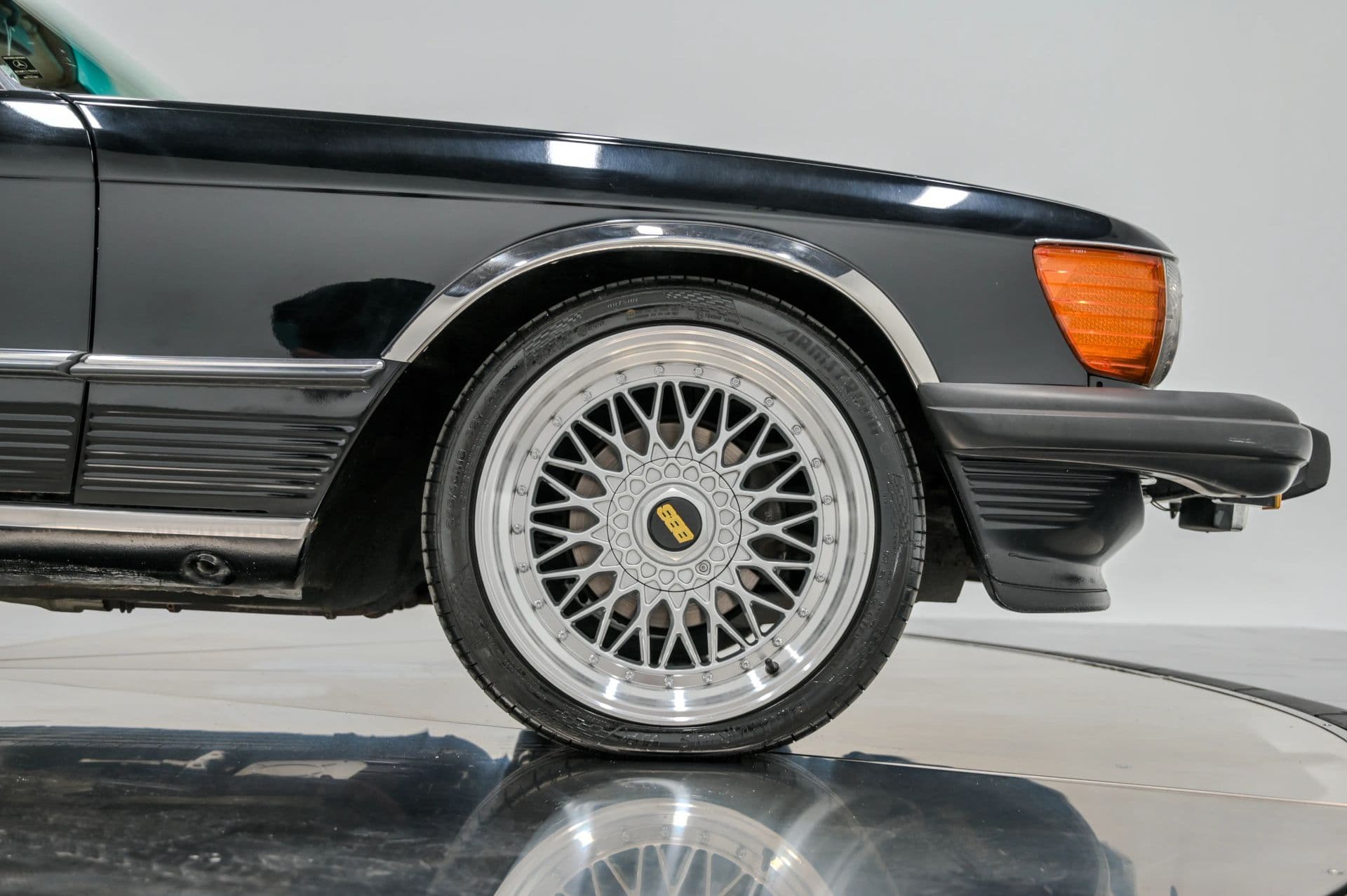 1979 Mercedes SLC - thumbnail 26