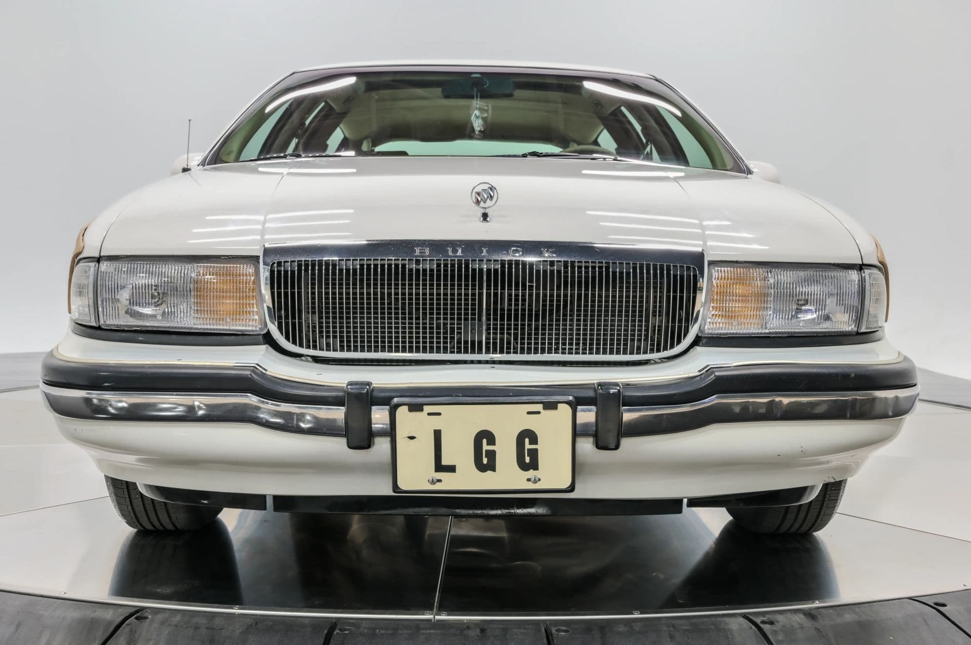 1993 Buick Roadmaster Estate Wagon 4D - thumbnail 12
