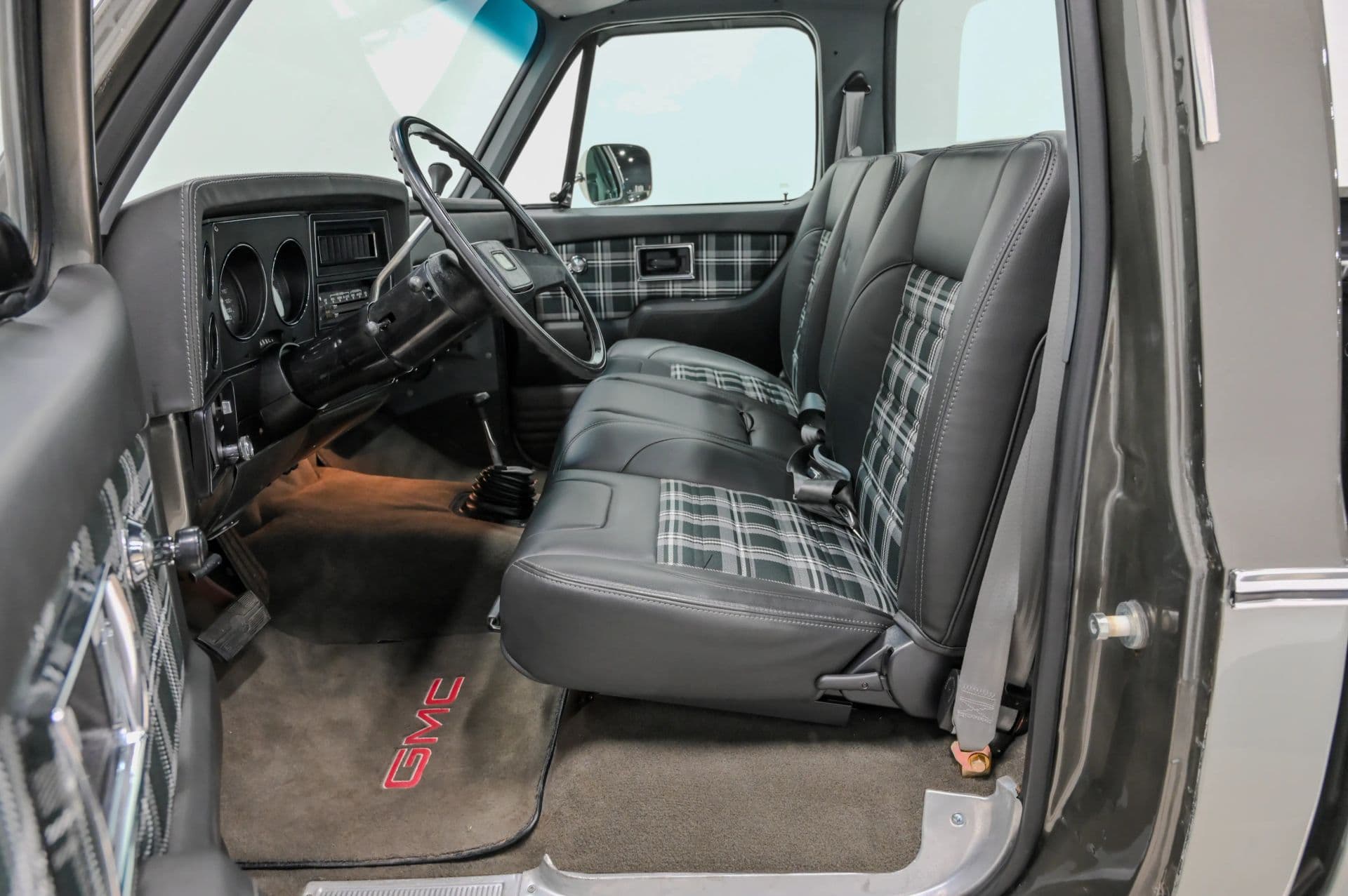 1979 GMC Sierra Grande Pick Up - thumbnail 31