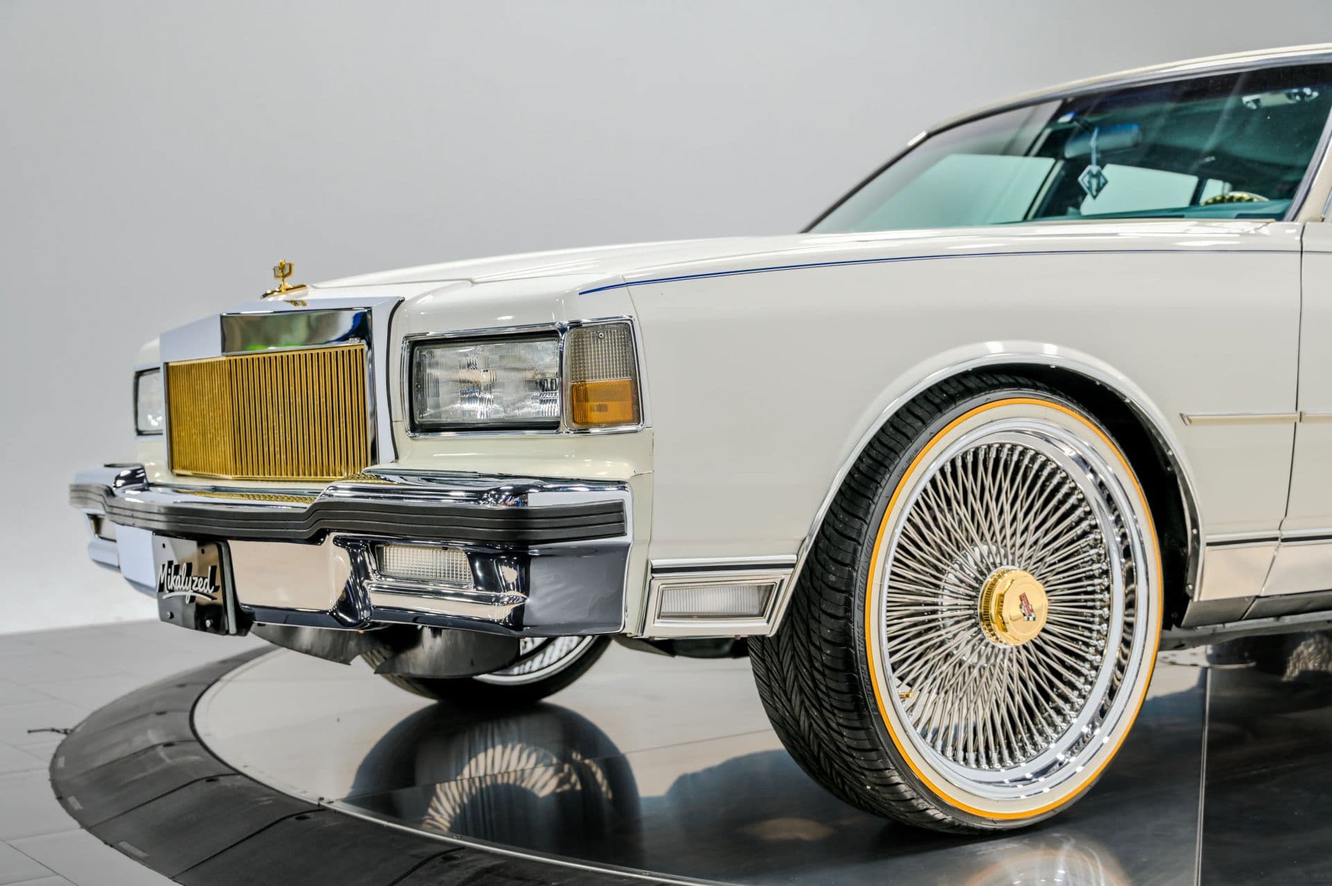 1989 Chevrolet Caprice Classic Brougham 4D Sedan - thumbnail 13