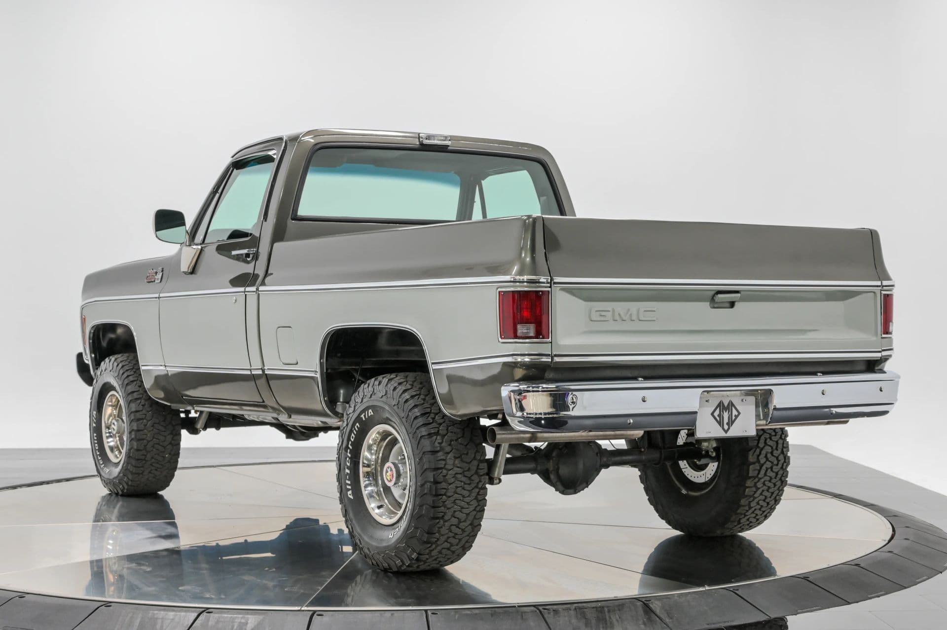 1979 GMC Sierra Grande Pick Up - thumbnail 5