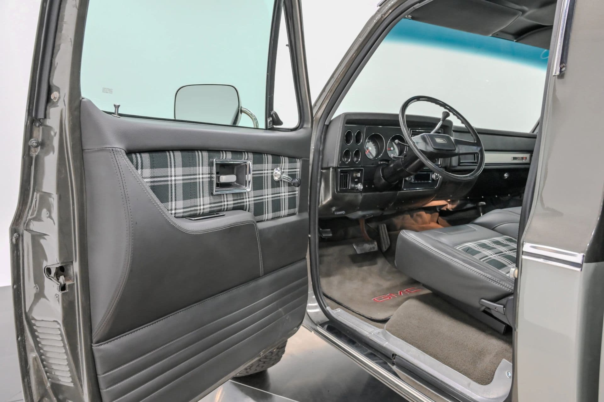 1979 GMC Sierra Grande Pick Up - thumbnail 29