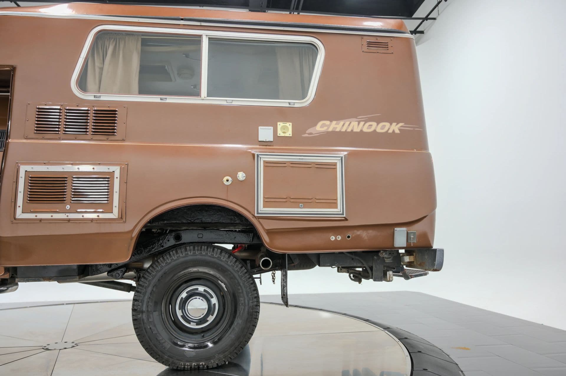 1978 Toyota Chinook - thumbnail 19