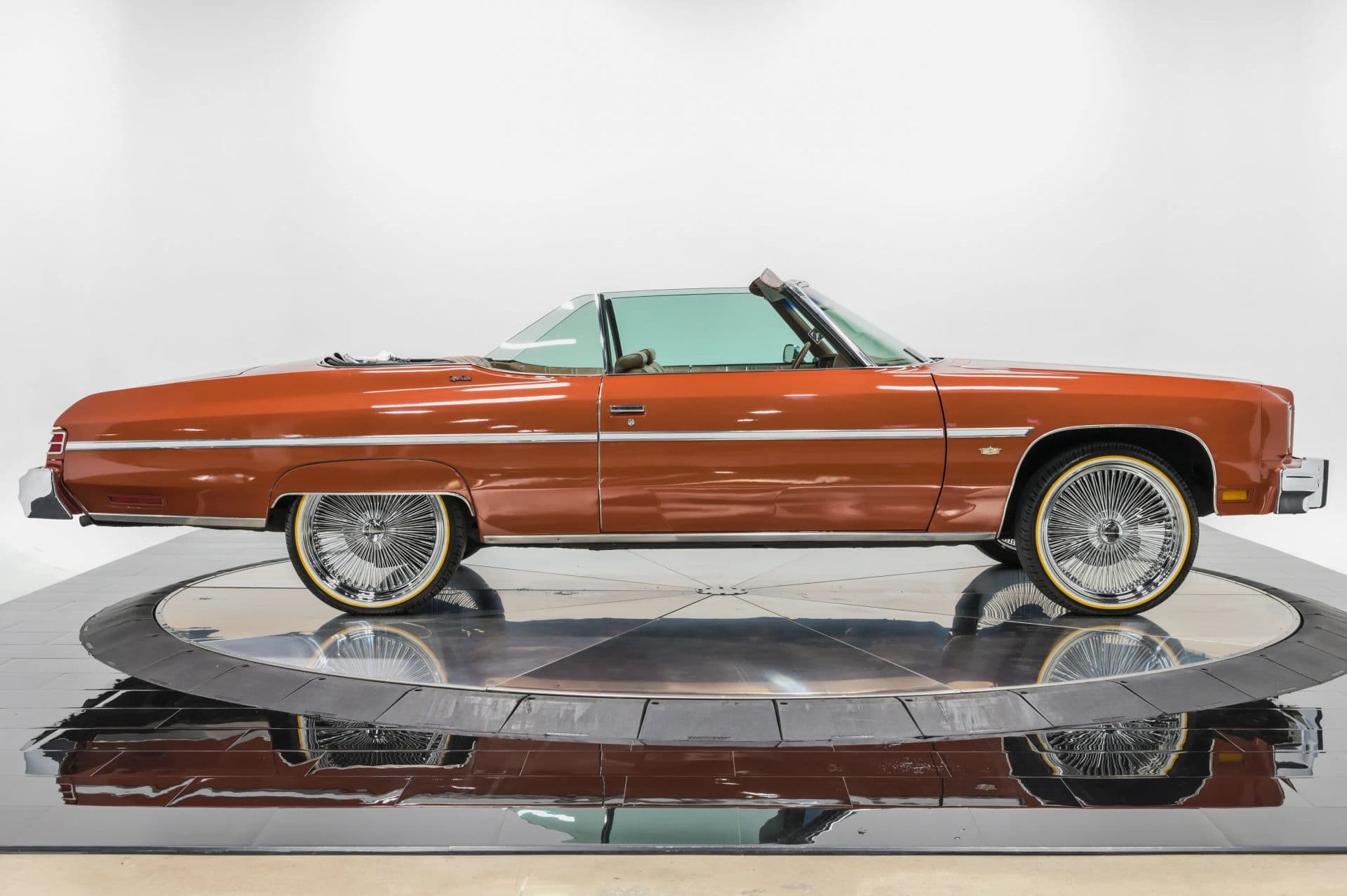 1975 Chevrolet Caprice Classic Convertible - thumbnail 10