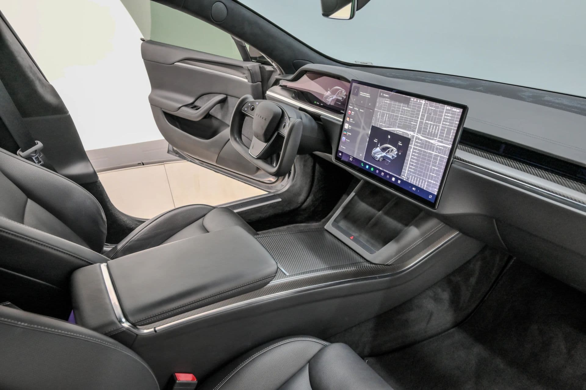 2022 Tesla Model S Plaid Sedan 4D - thumbnail 35