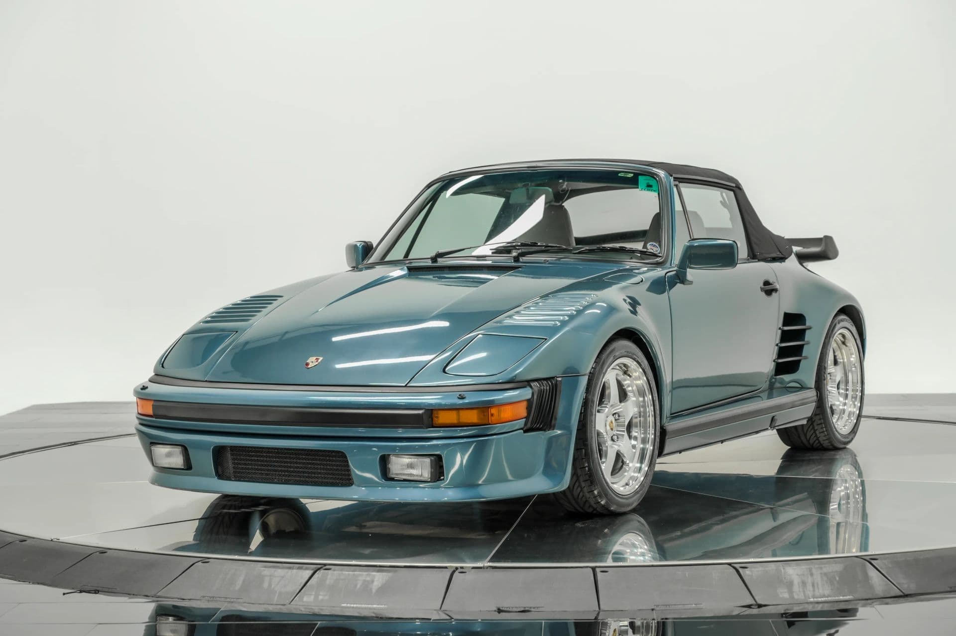 1987 Porsche 911 2D Cabriolet - thumbnail 12