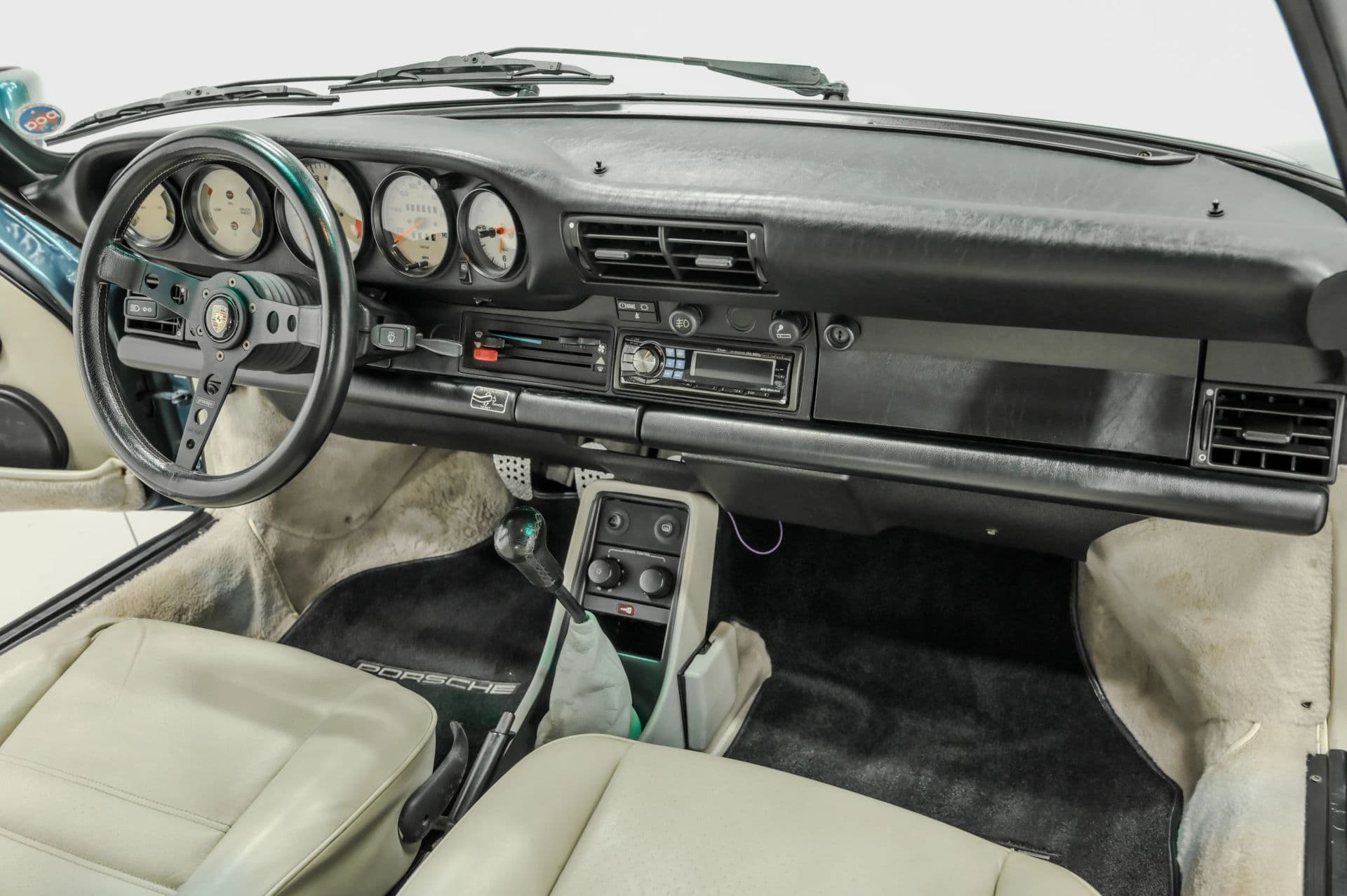 1987 Porsche 911 2D Cabriolet - thumbnail 46