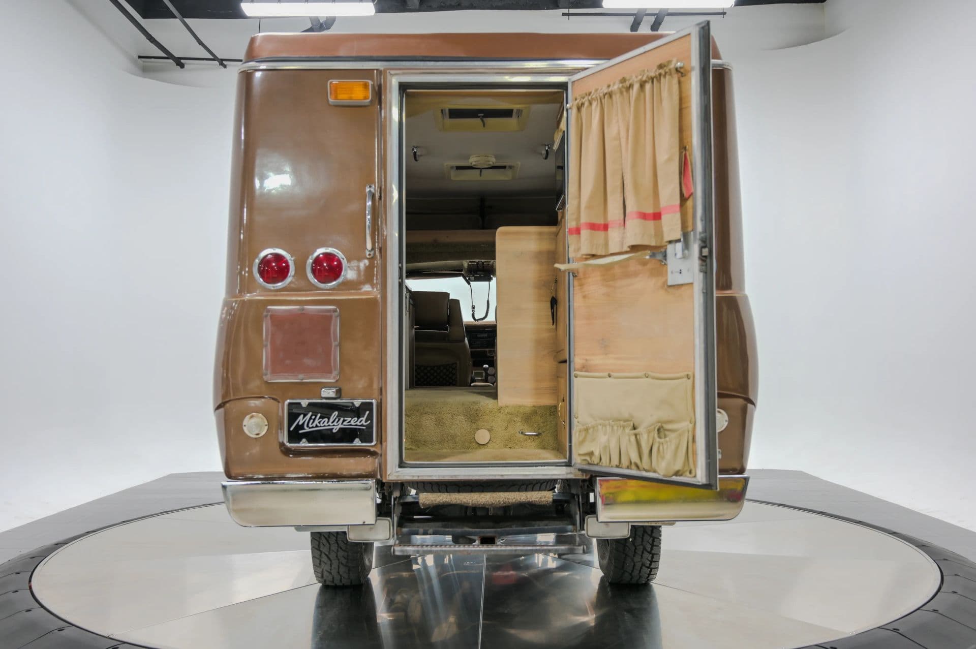 1978 Toyota Chinook - thumbnail 38