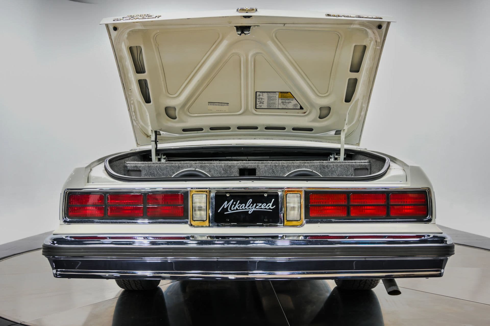 1989 Chevrolet Caprice Classic Brougham 4D Sedan - thumbnail 41