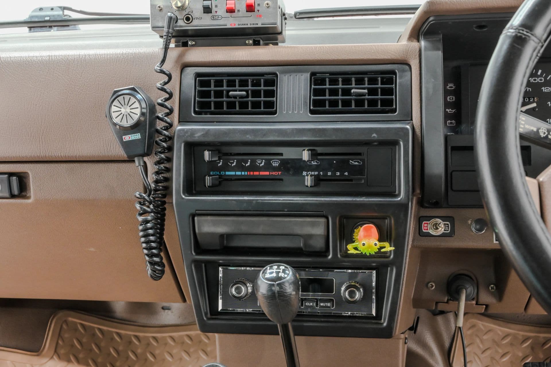 1991 Nissan Datson - thumbnail 36