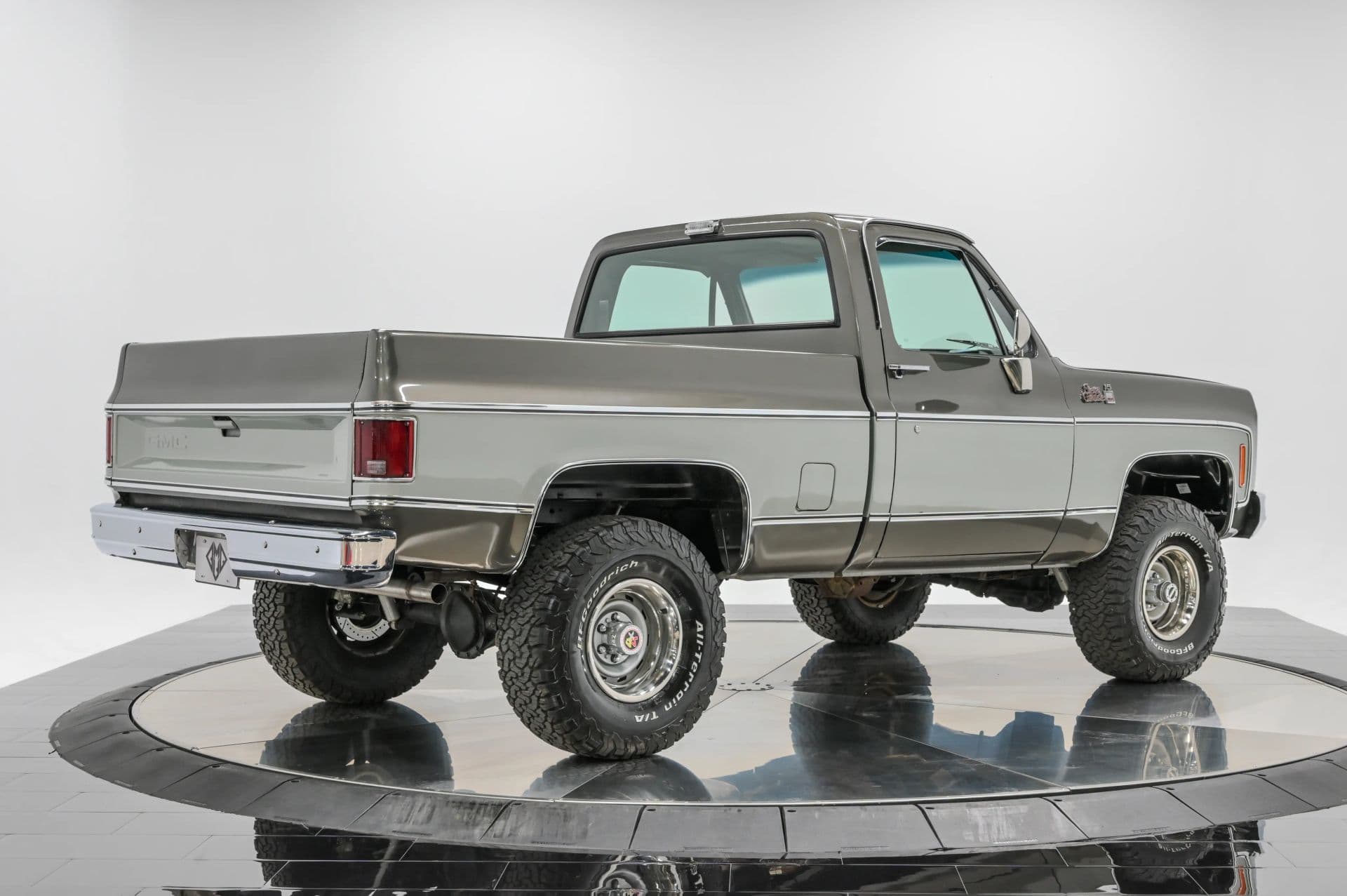1979 GMC Sierra Grande Pick Up - thumbnail 8