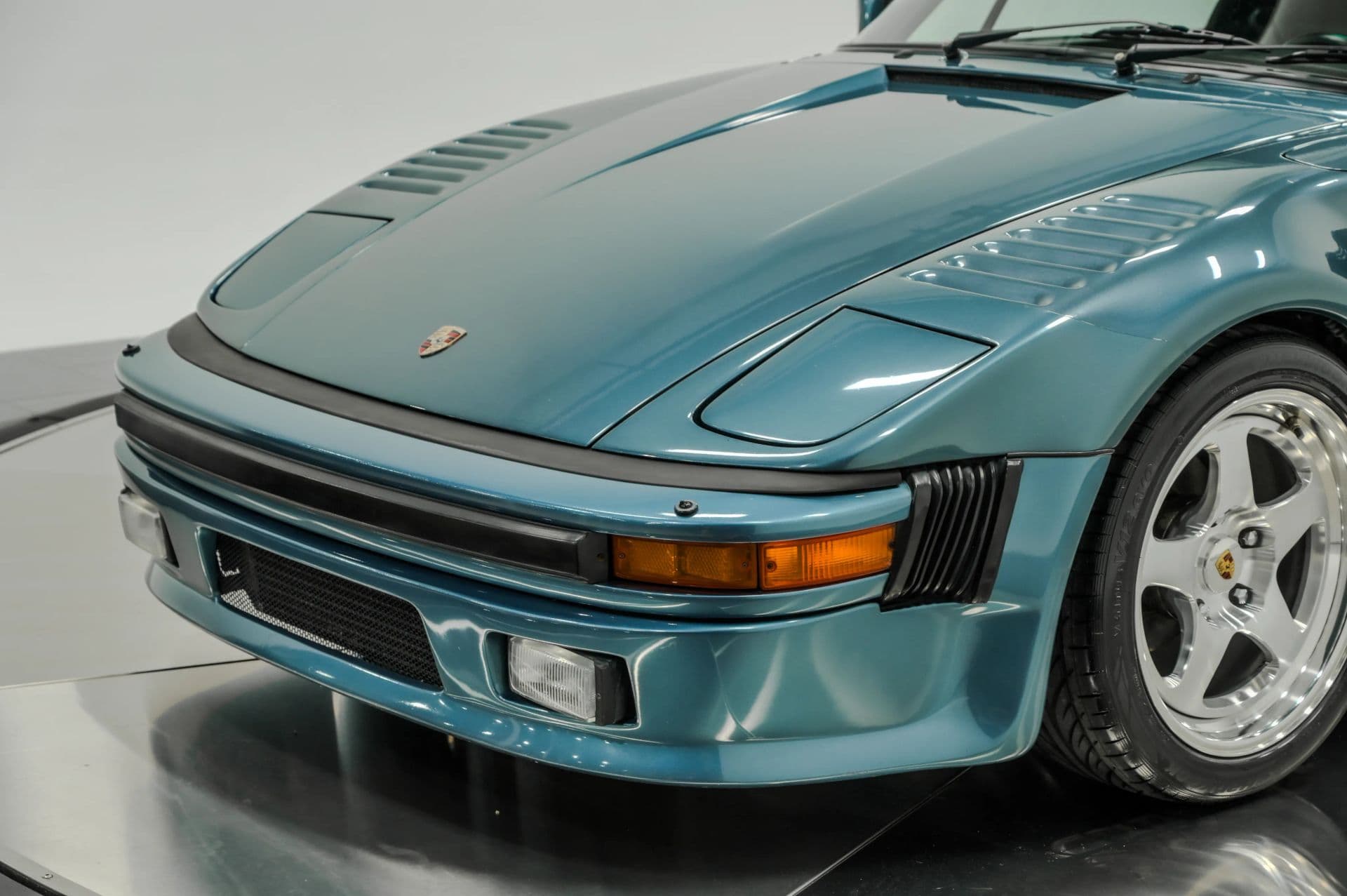 1987 Porsche 911 2D Cabriolet - thumbnail 14