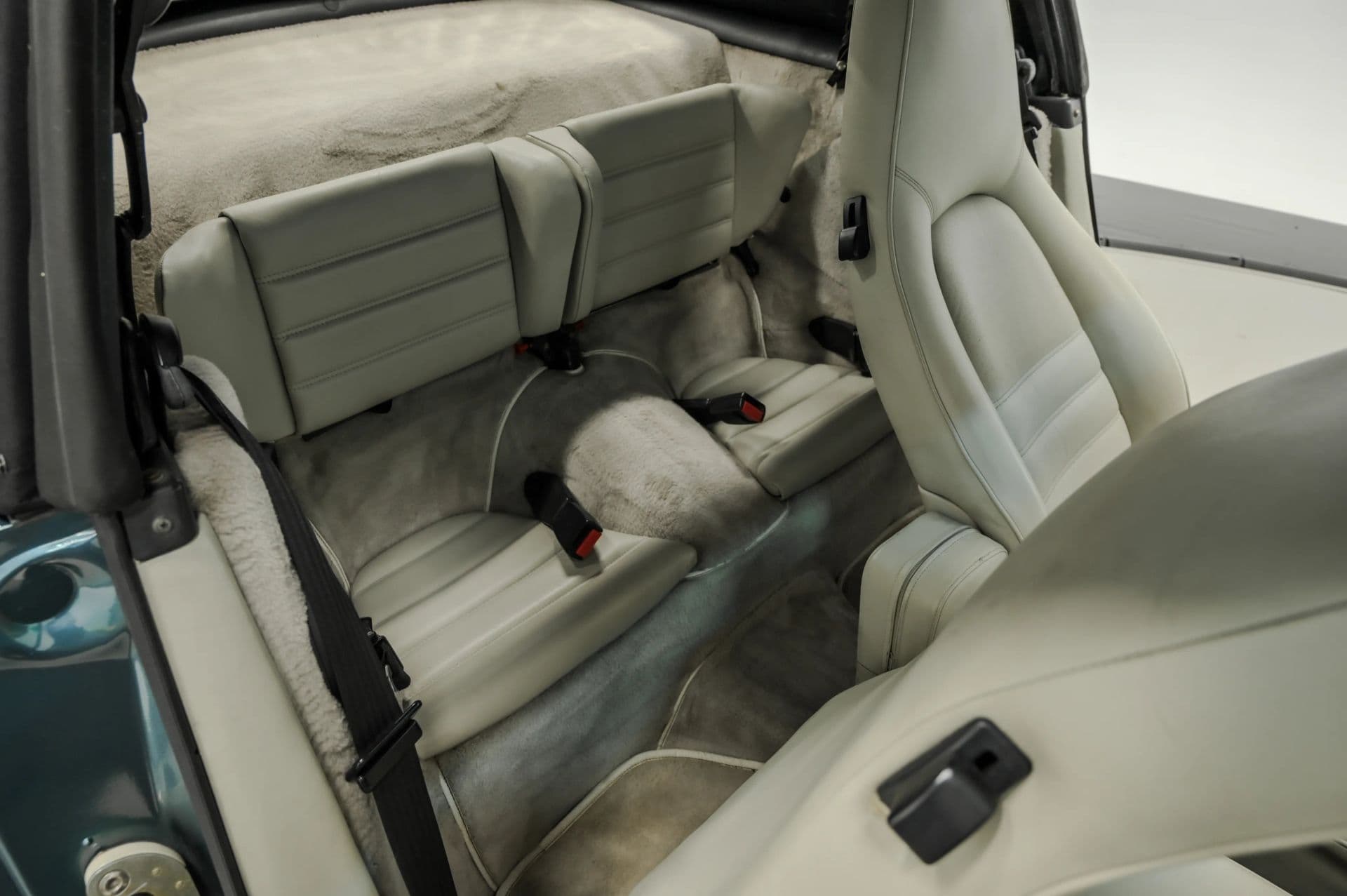 1987 Porsche 911 2D Cabriolet - thumbnail 43