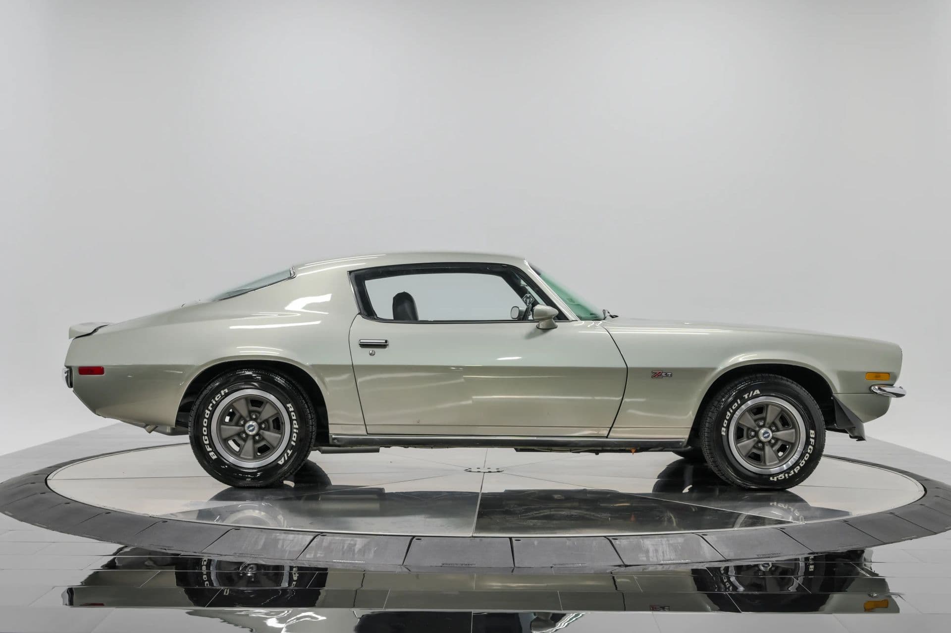 1972 Chevrolet Camaro Z28 - thumbnail 9