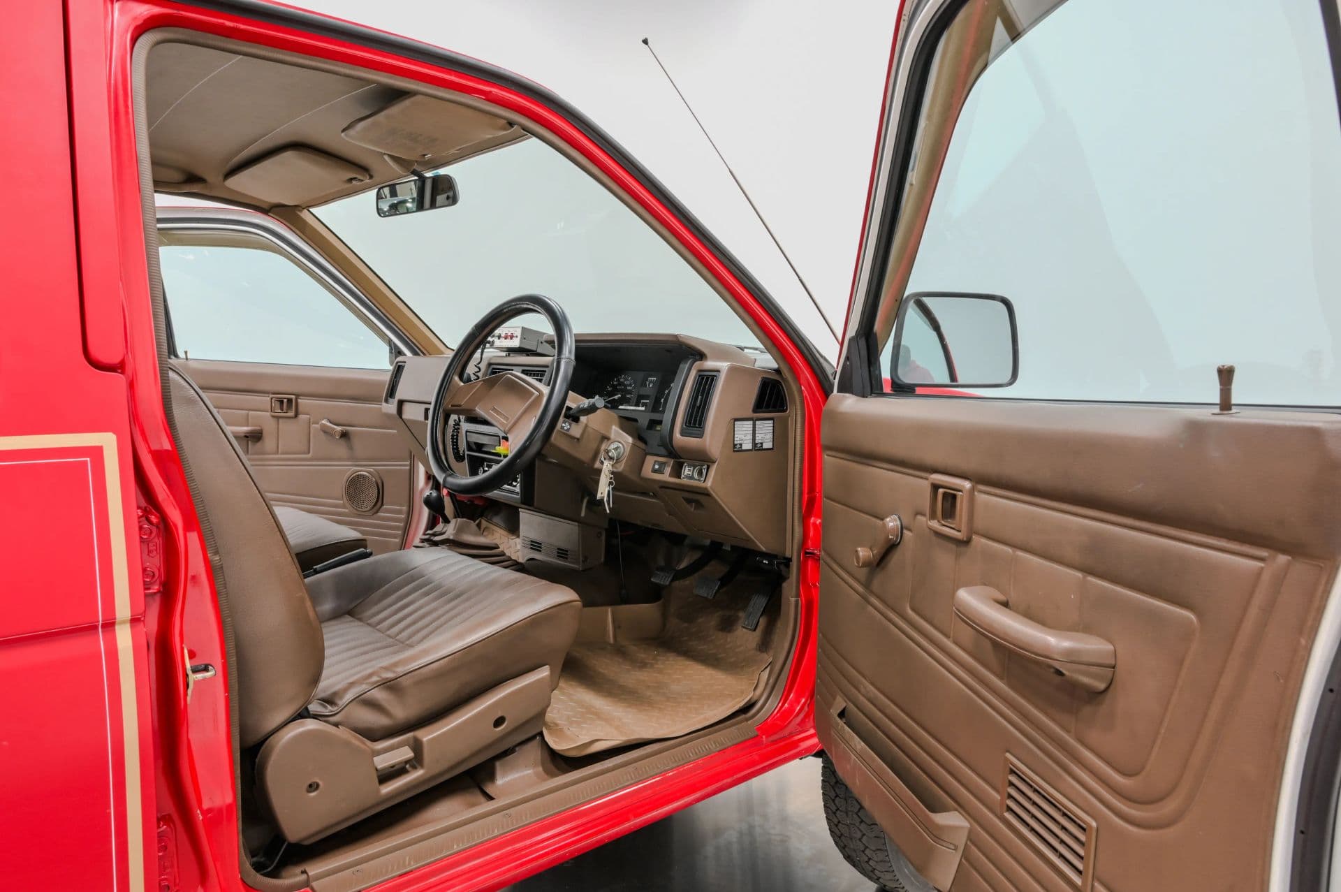 1991 Nissan Datson - thumbnail 29