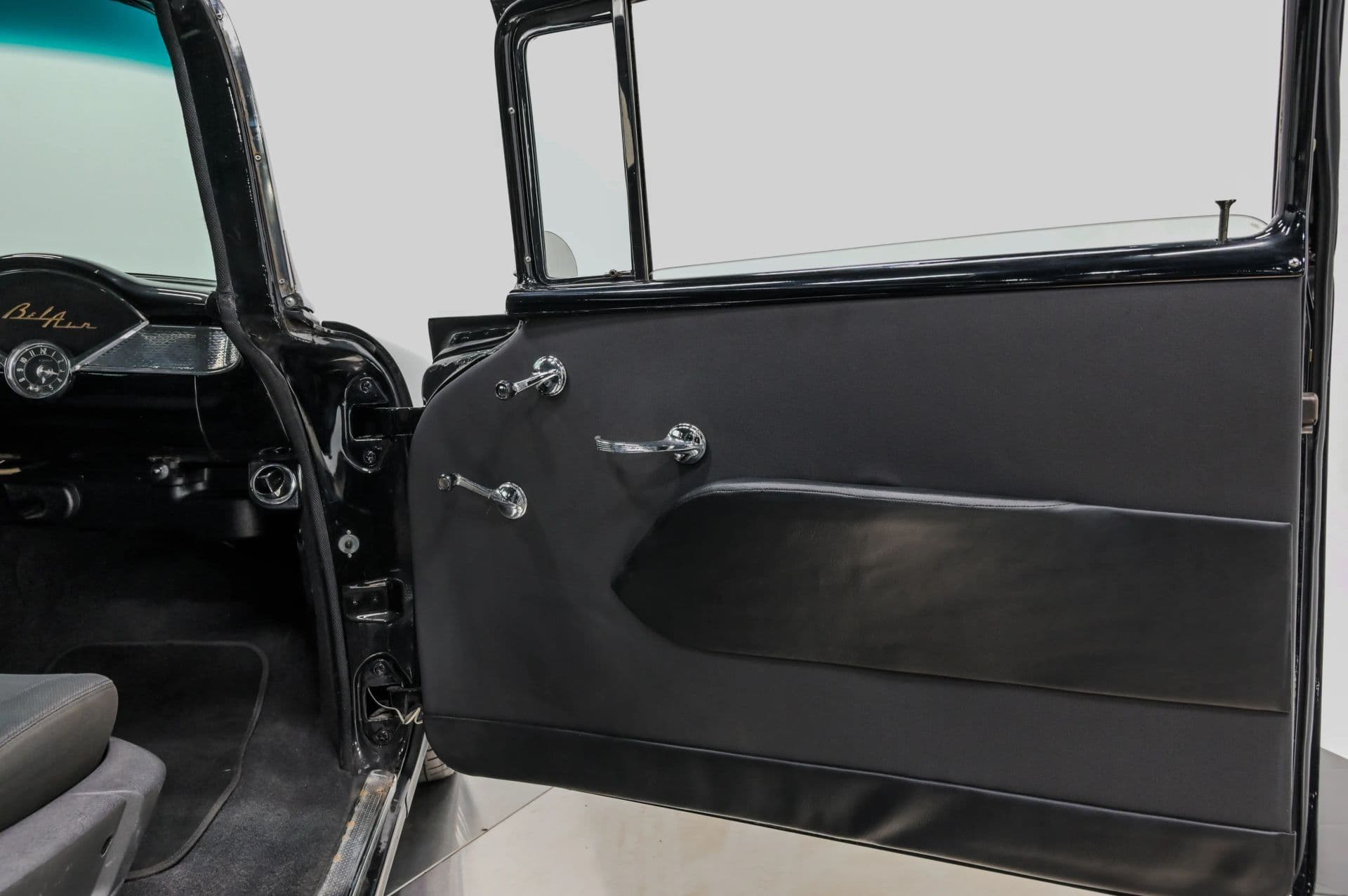 1955 Chevrolet Belair - thumbnail 29