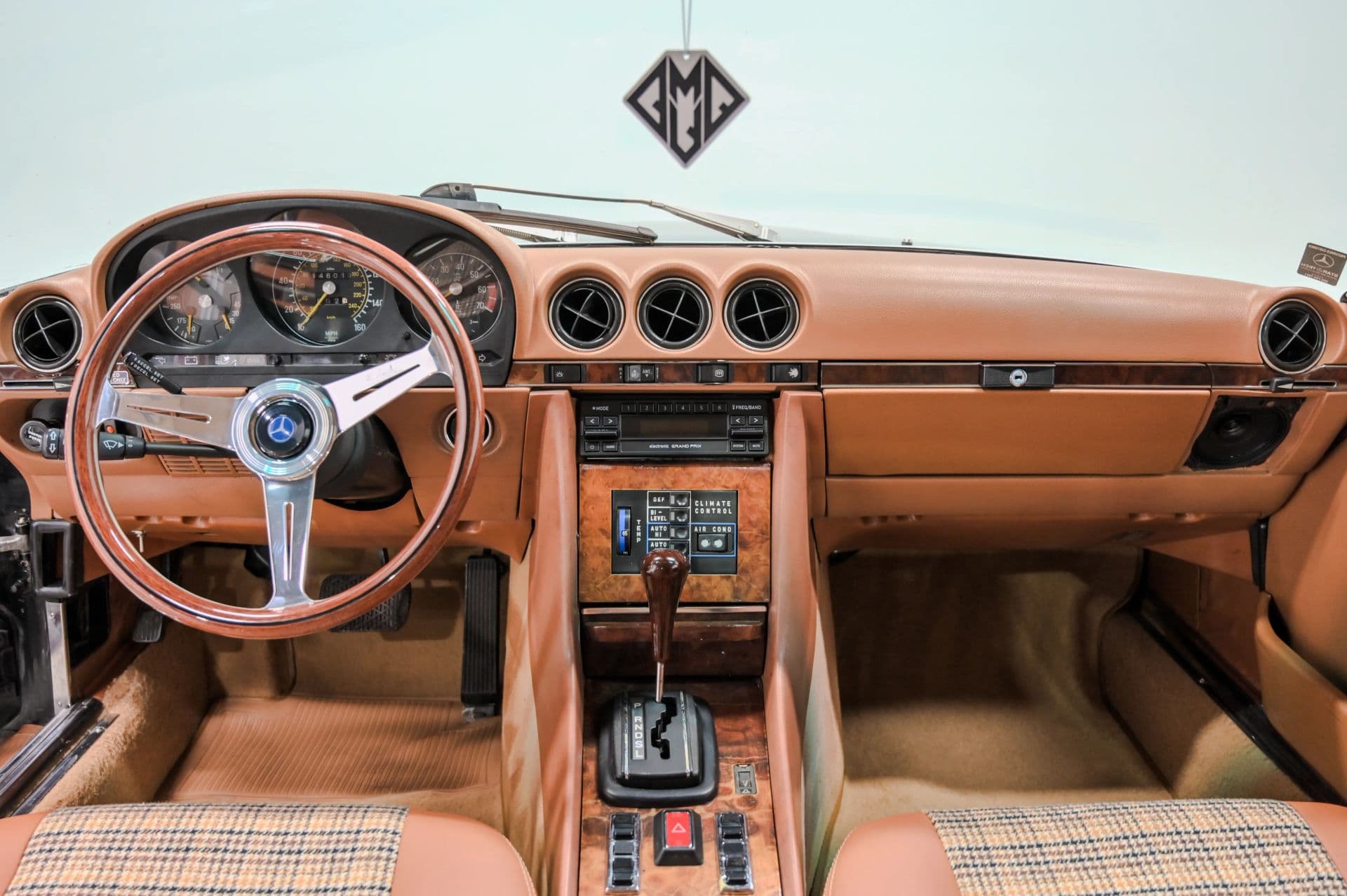 1979 Mercedes SLC - thumbnail 31