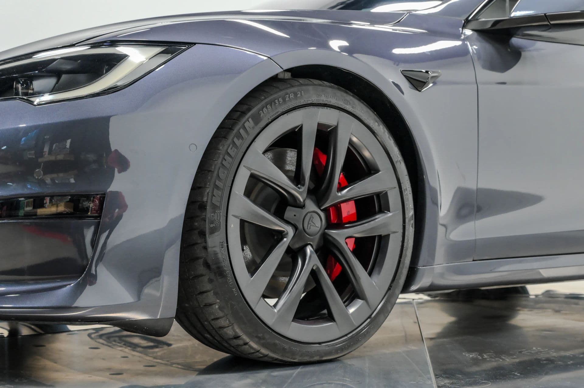 2022 Tesla Model S Plaid Sedan 4D - thumbnail 17