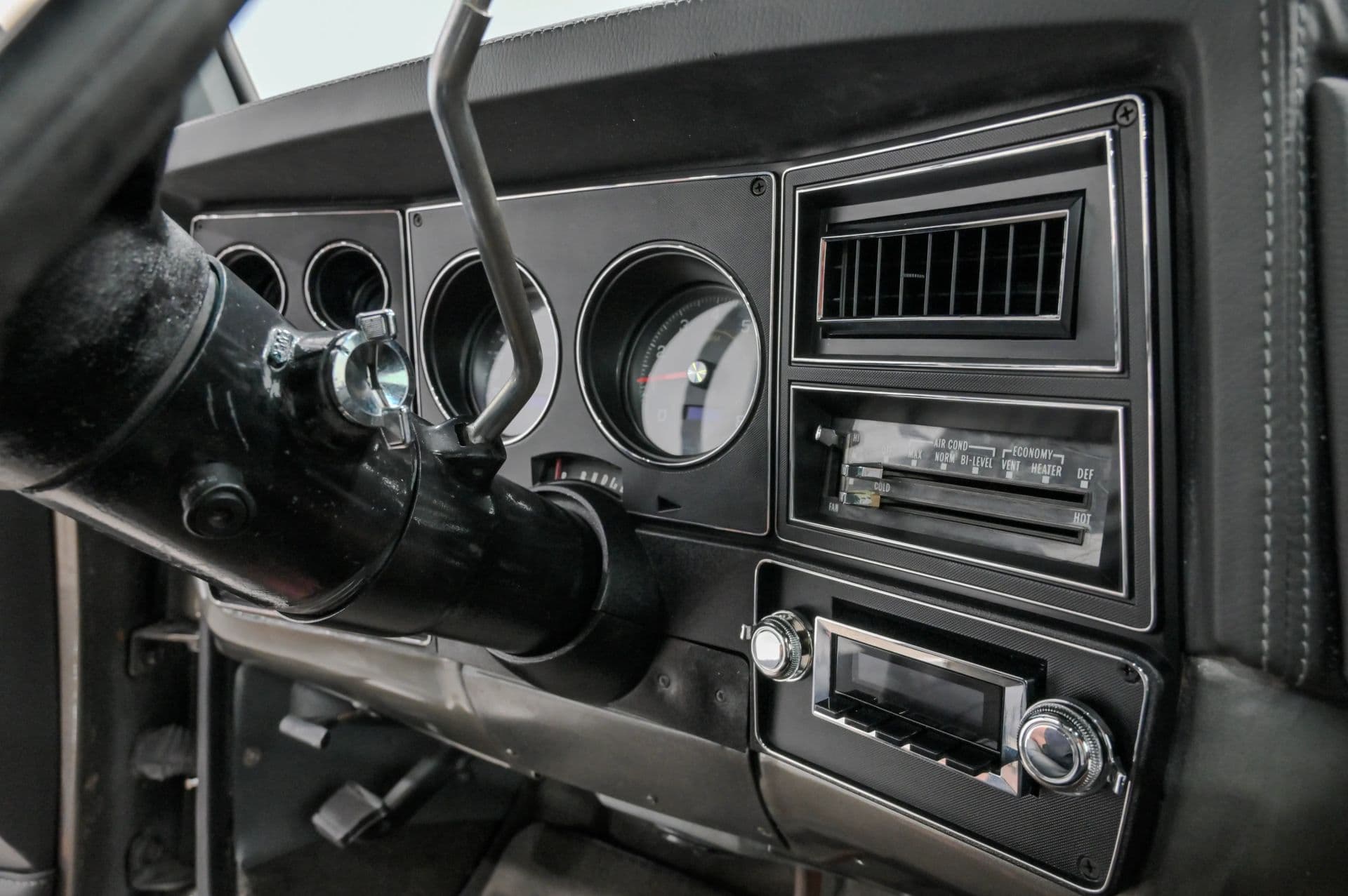 1979 GMC Sierra Grande Pick Up - thumbnail 36