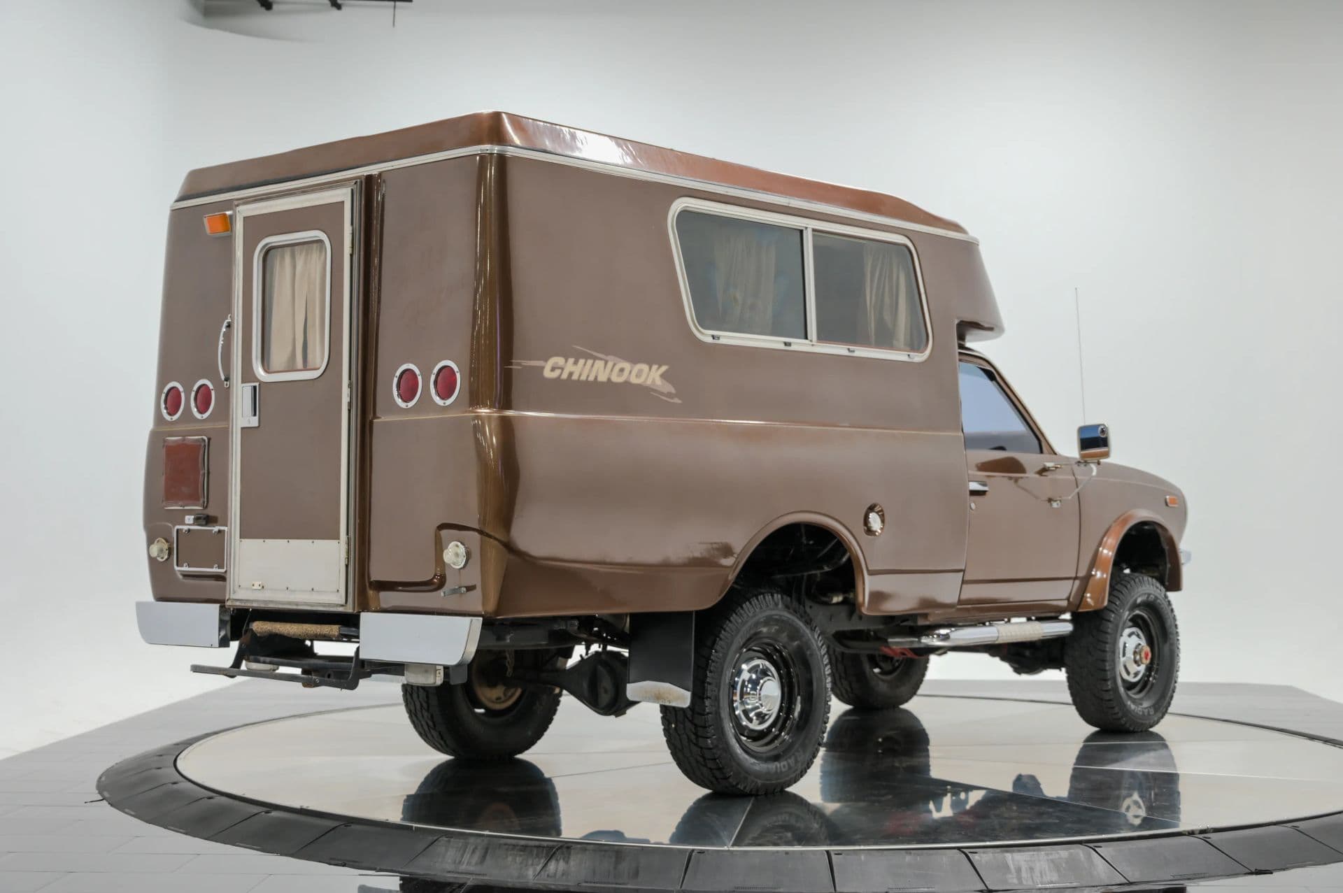 1978 Toyota Chinook - thumbnail 7