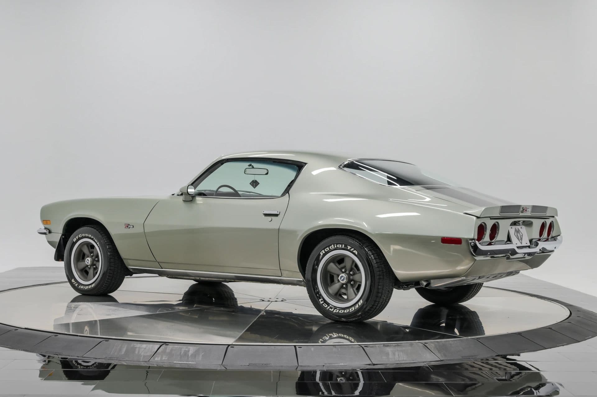 1972 Chevrolet Camaro Z28 - thumbnail 4