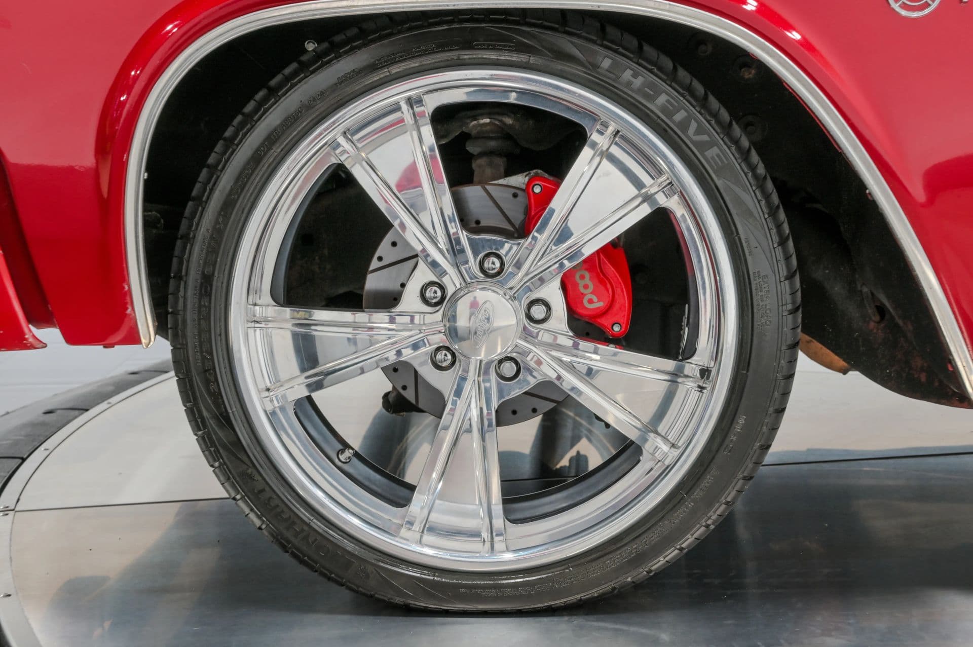 1966 Chevrolet Impala S - thumbnail 18
