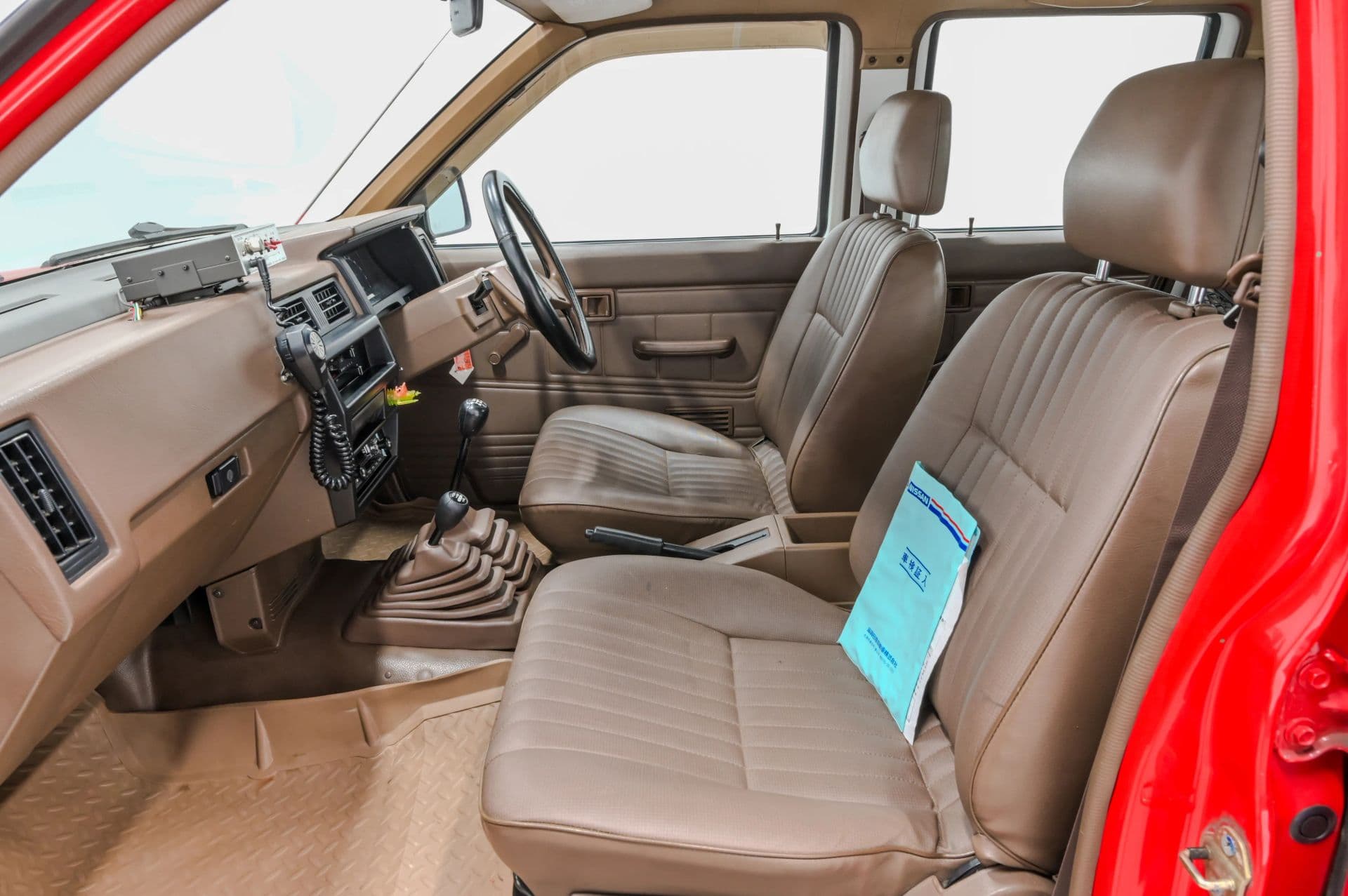 1991 Nissan Datson - thumbnail 40