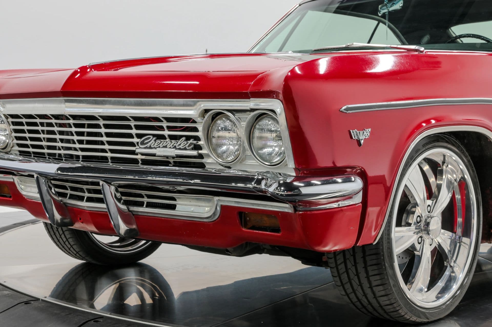 1966 Chevrolet Impala S - thumbnail 14