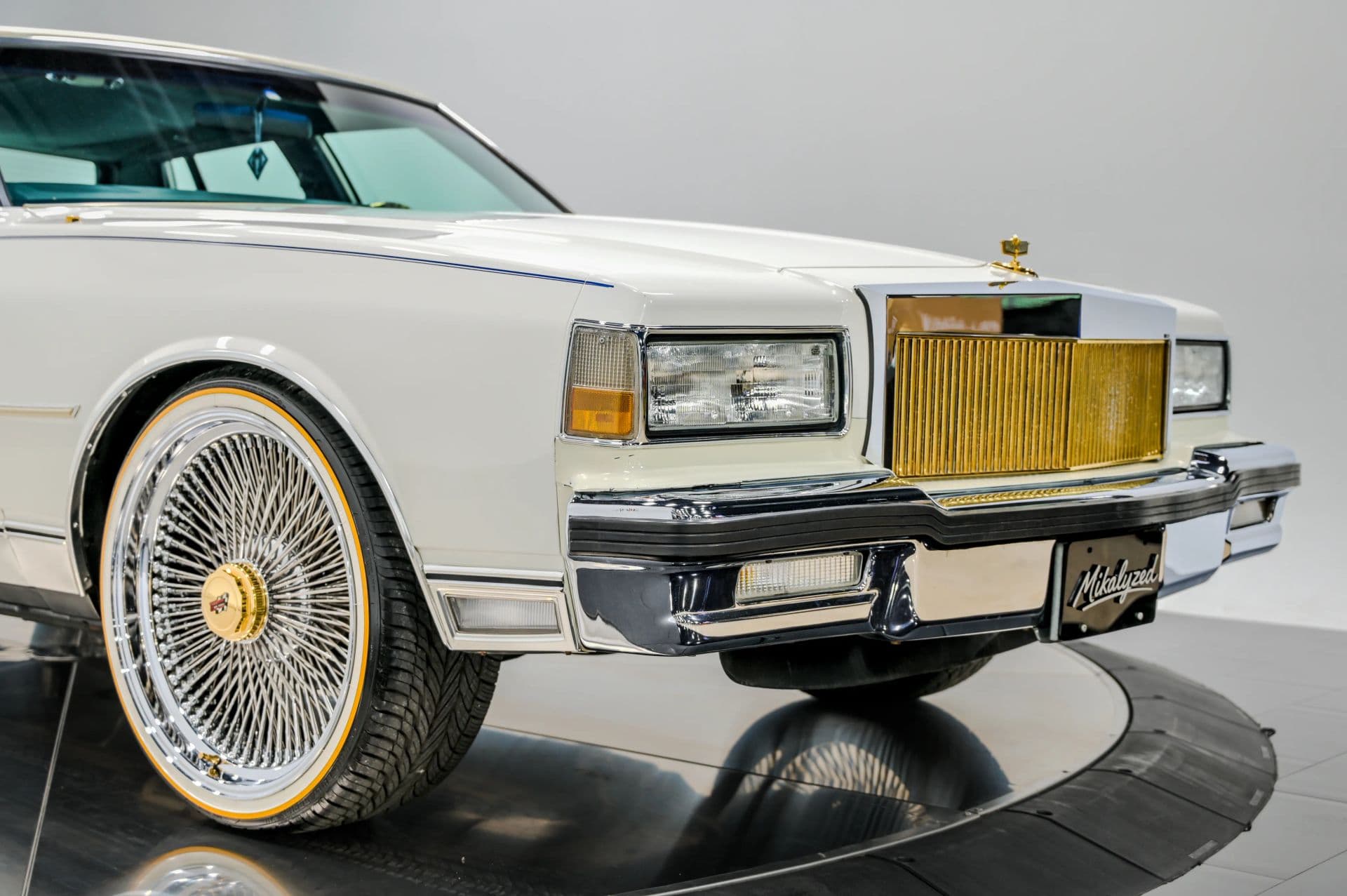 1989 Chevrolet Caprice Classic Brougham 4D Sedan - thumbnail 14