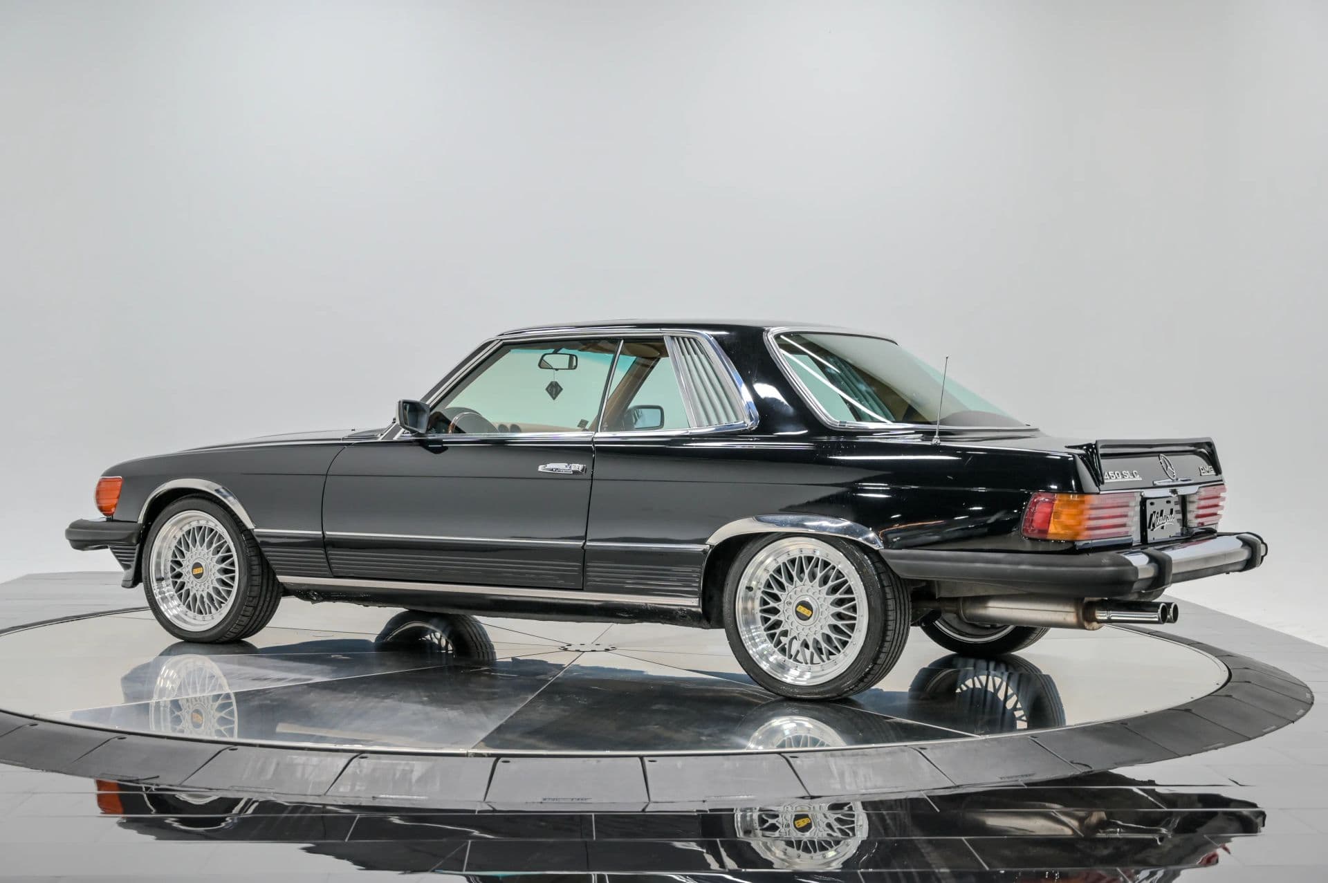 1979 Mercedes SLC - thumbnail 5