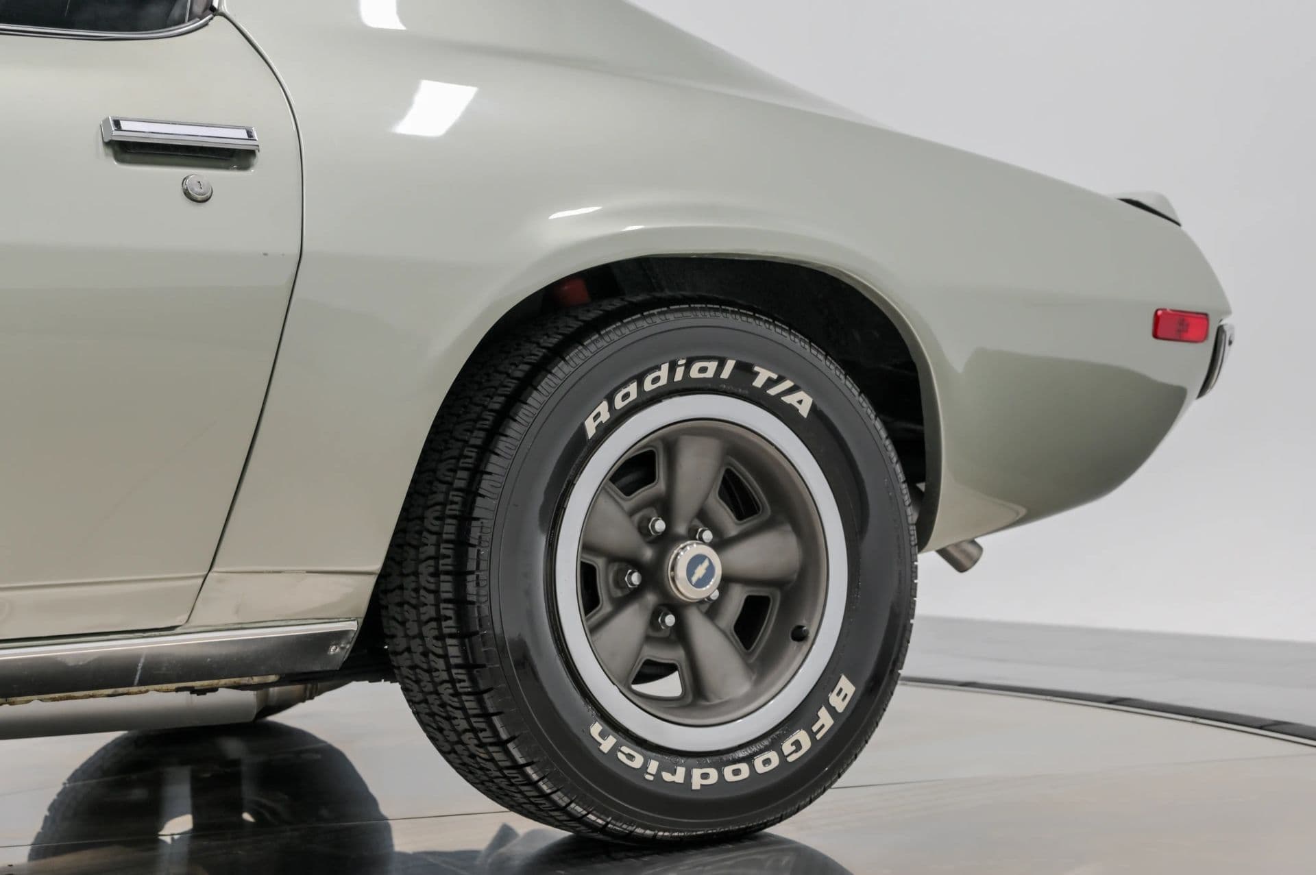 1972 Chevrolet Camaro Z28 - thumbnail 23