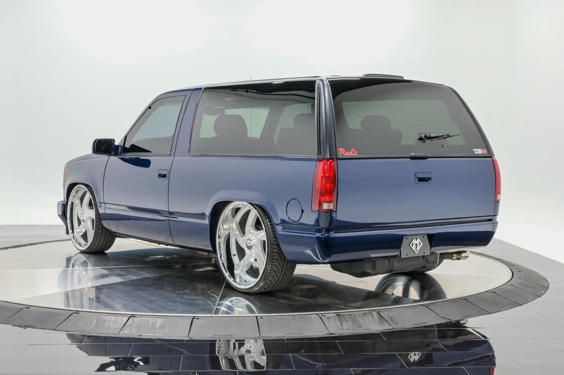 1997 Chevrolet Tahoe Sport Utility 2D - thumbnail 6