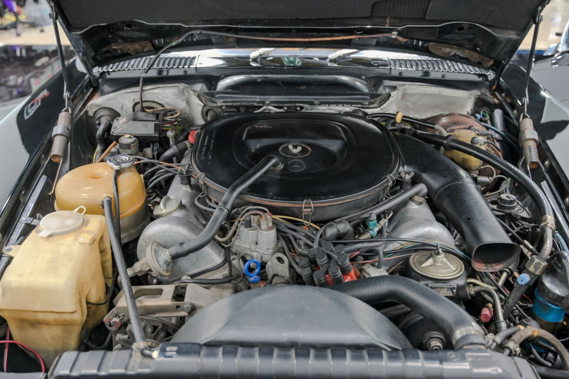 1979 Mercedes SLC - thumbnail 39