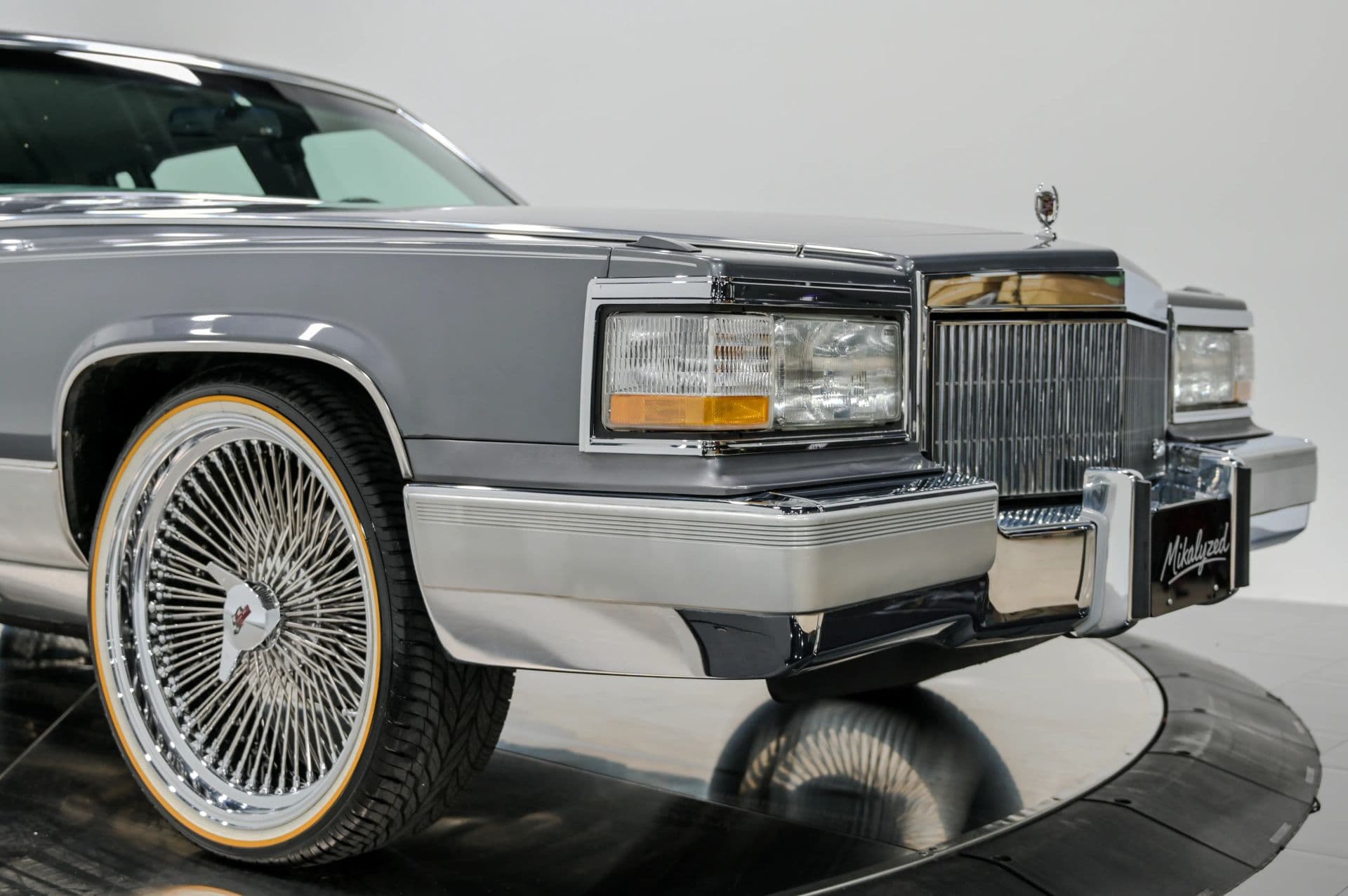 1991 Cadillac Brougham 4D Sedan RWD - thumbnail 15