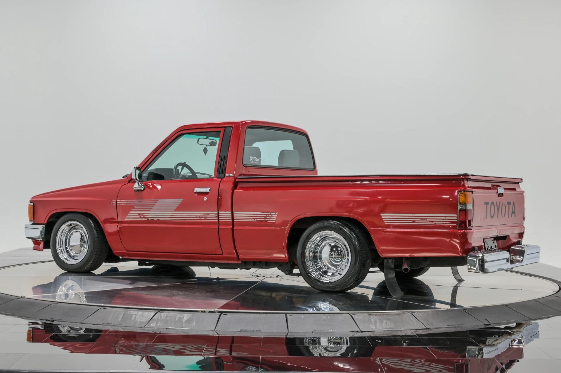 1987 Toyota Pickup Base Short Bed - thumbnail 4