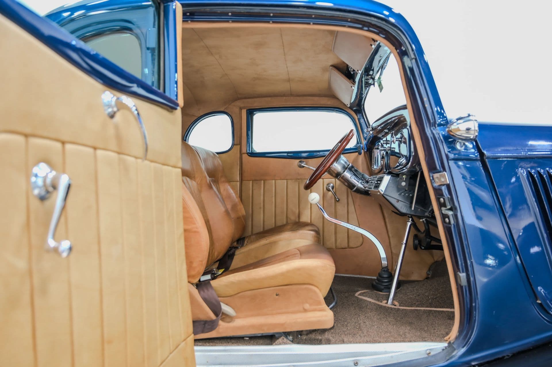 1934 FORD MODEL A - thumbnail 33