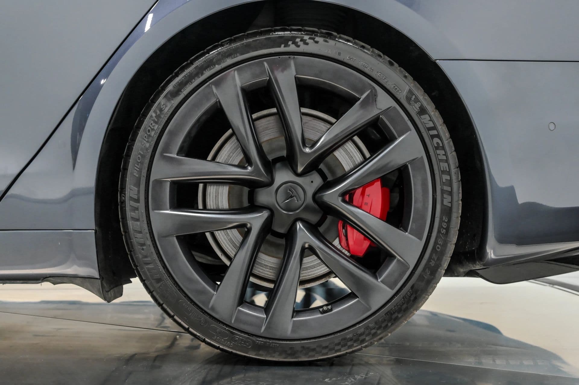 2022 Tesla Model S Plaid Sedan 4D - thumbnail 22