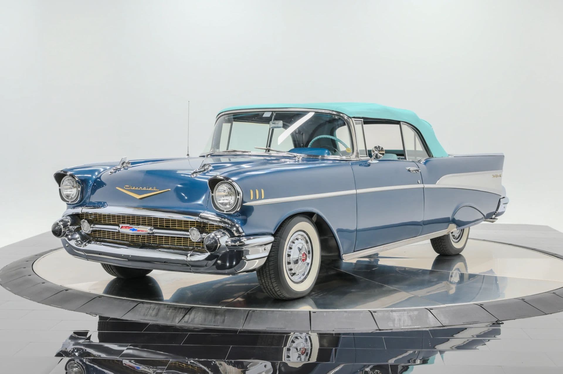 1957 Chevrolet BelAir - thumbnail 1