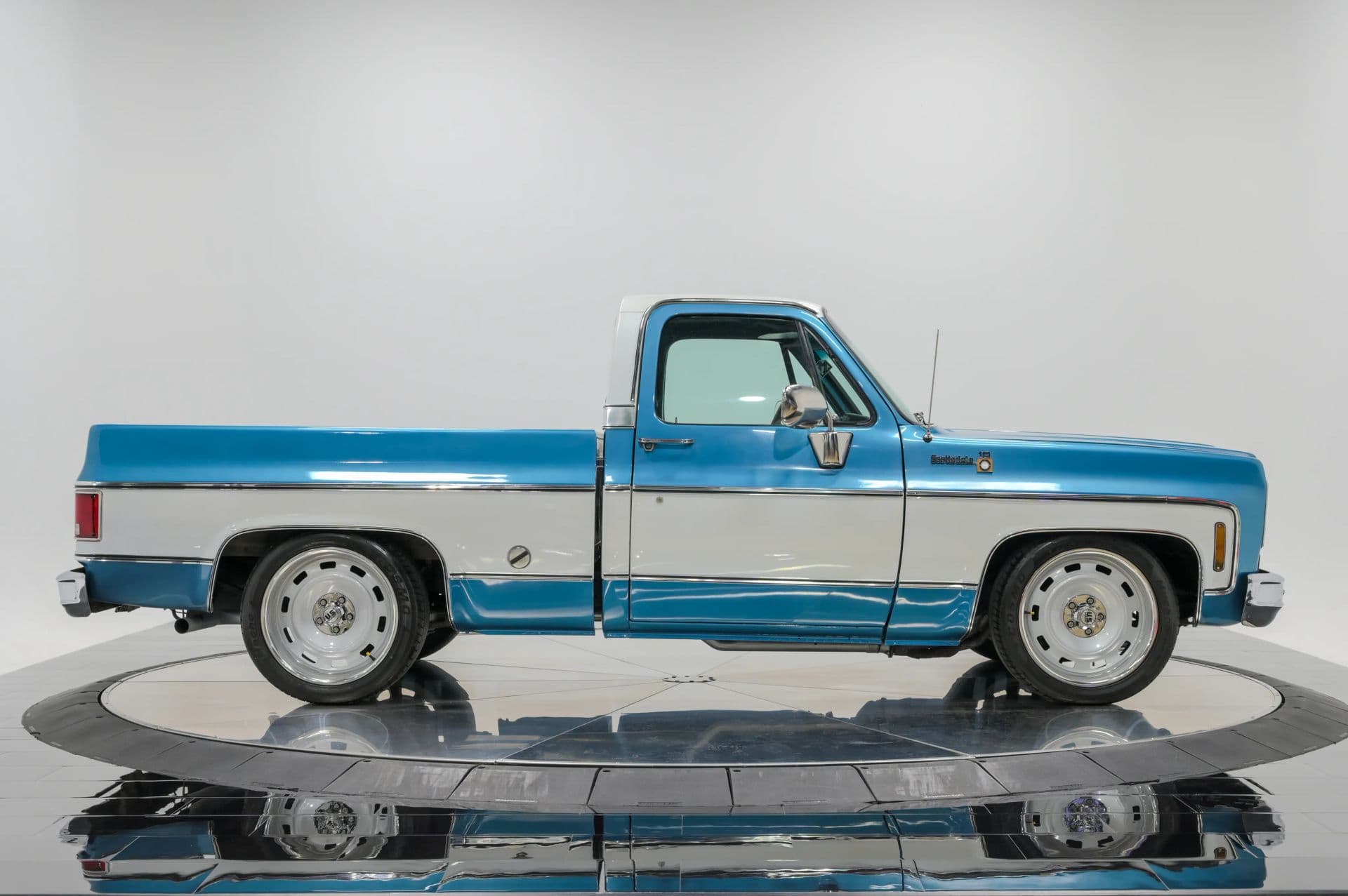 1978 Chevrolet C10 Scottsdale - thumbnail 9