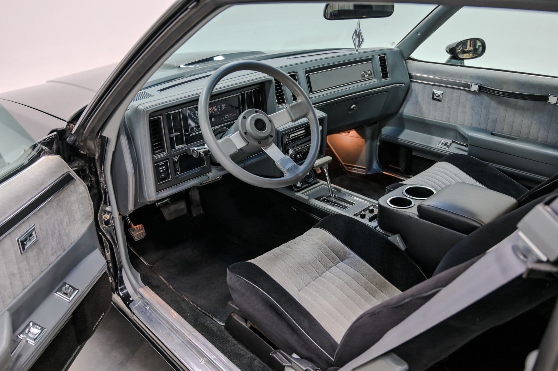 1986 Buick Regal Grand National 2D Coupe - thumbnail 29