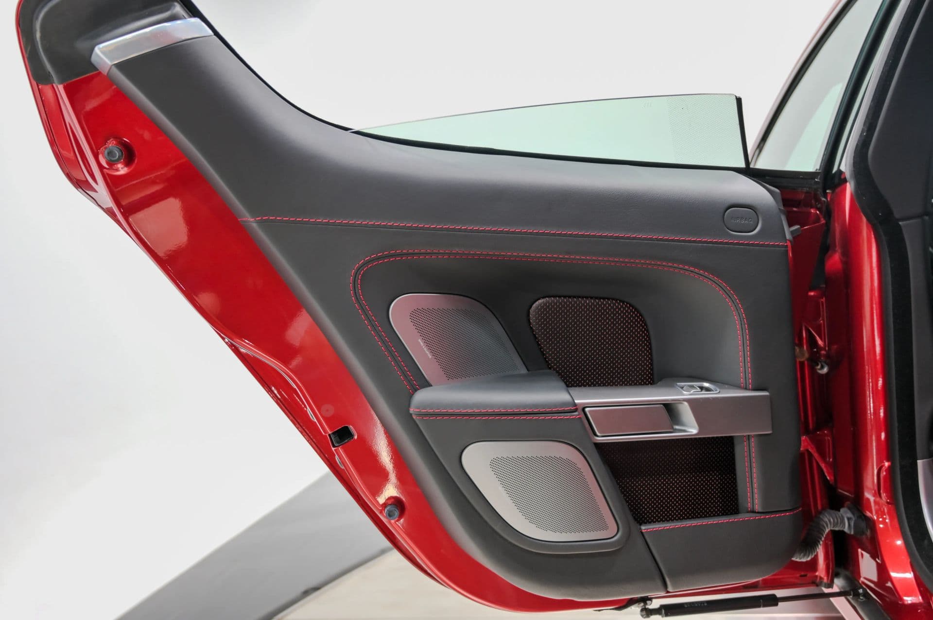2014 Aston Martin Rapide S Sedan 4D - thumbnail 32