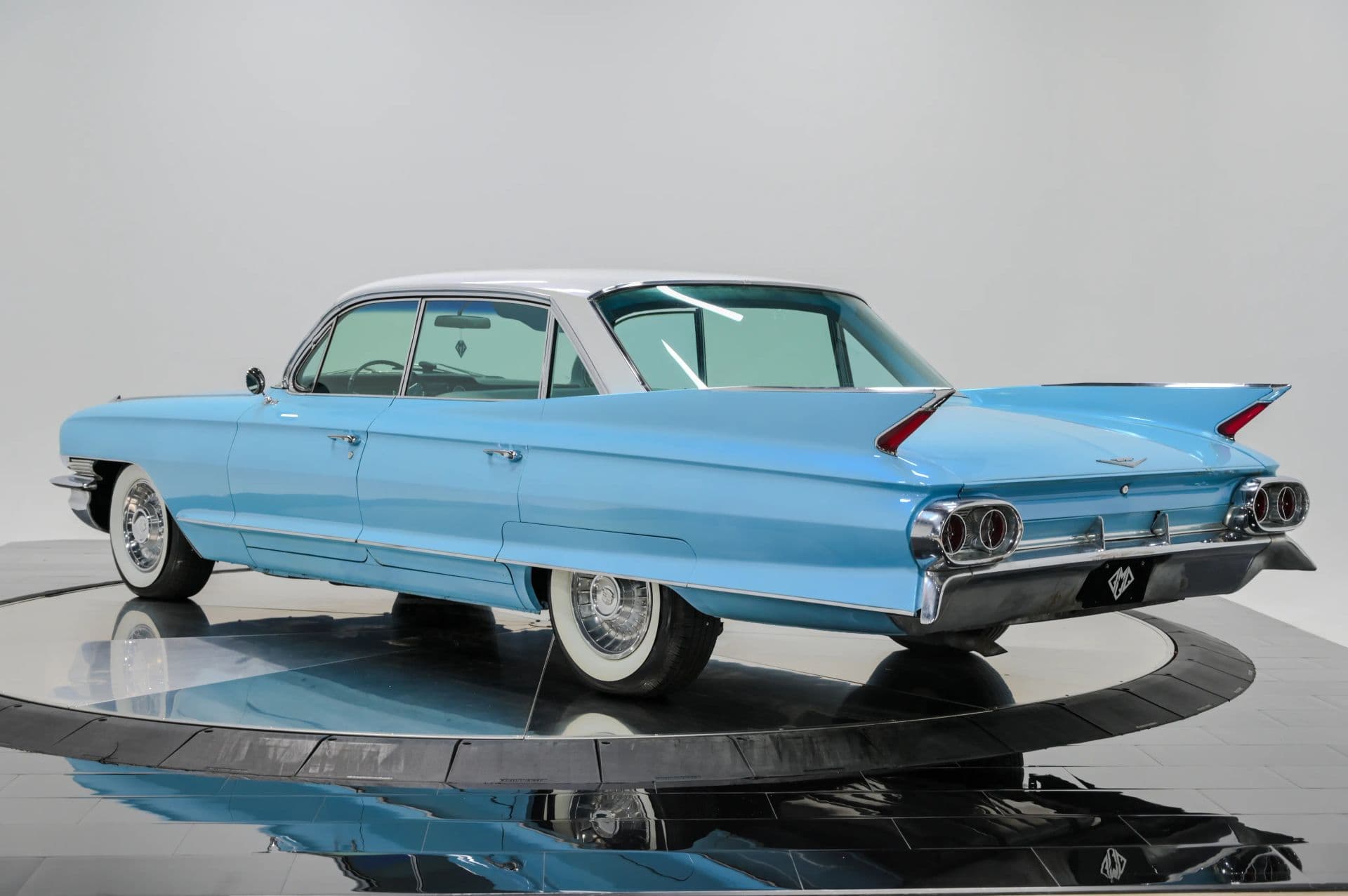 1961 Cadillac Coupe de Ville Coupe - thumbnail 4